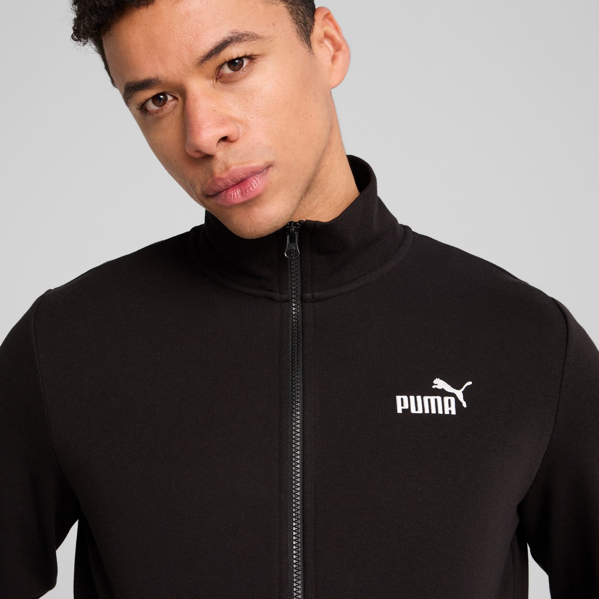 Спортивная кофта мужская Puma Ess No. 1 Logo Track Jacket 682584-01 L черная фото 