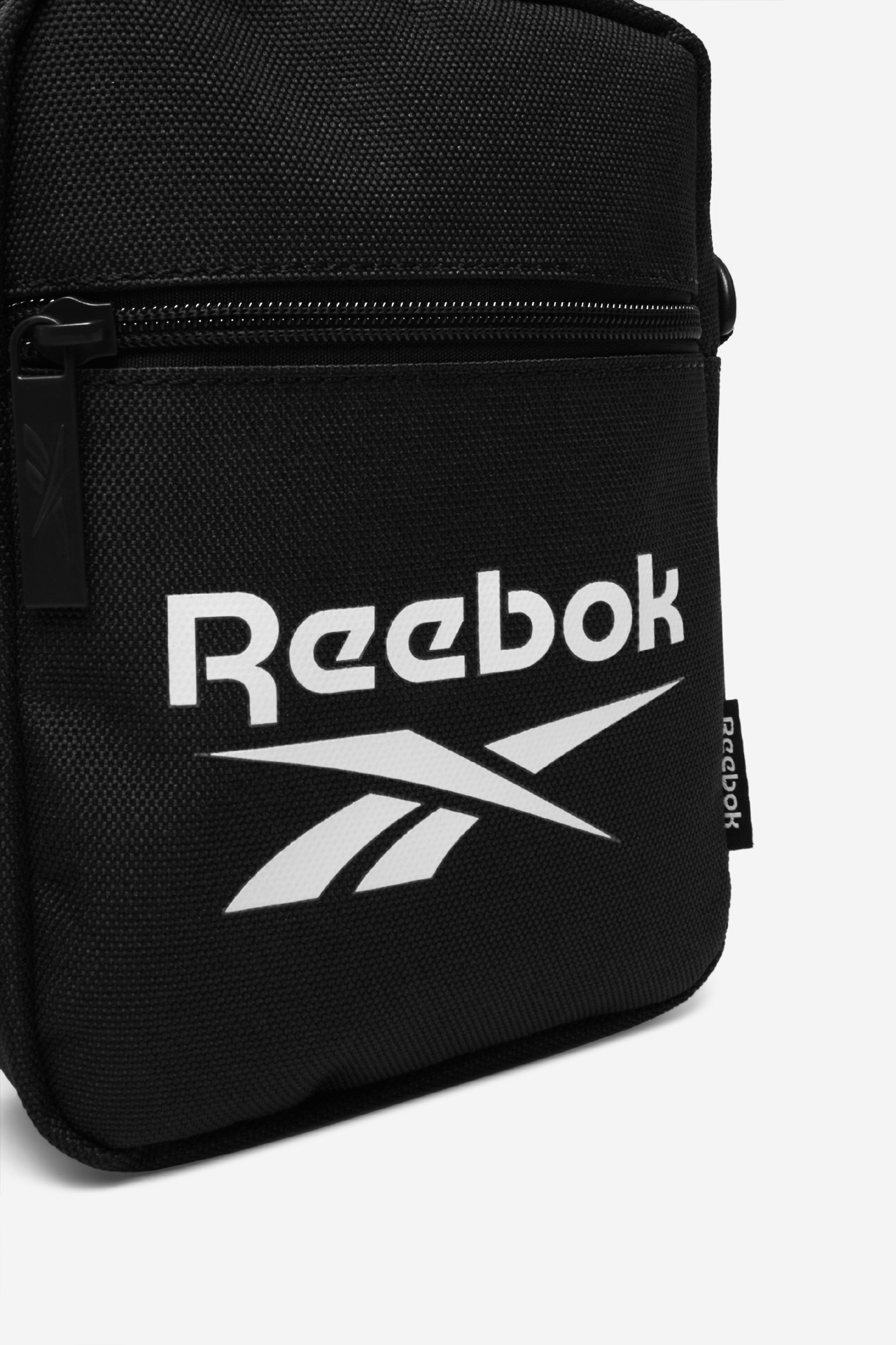 Спортивная сумка Reebok CWBEO-RBK-010-CCC-06 черная фото5