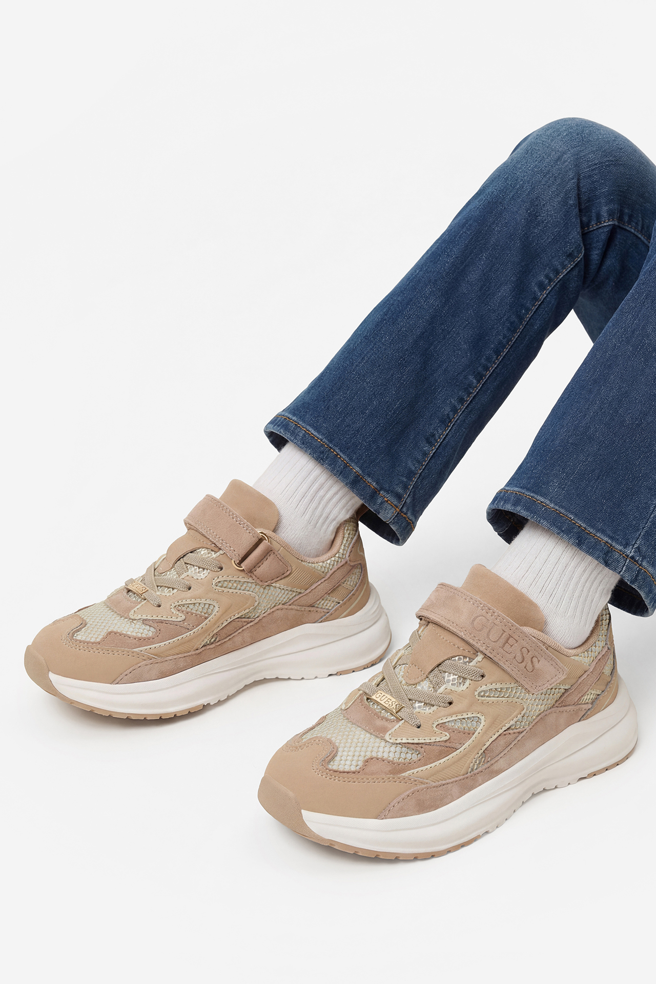 Кросівки для дівчаток Guess CP40-5K-258AL 36 бежеві фото10