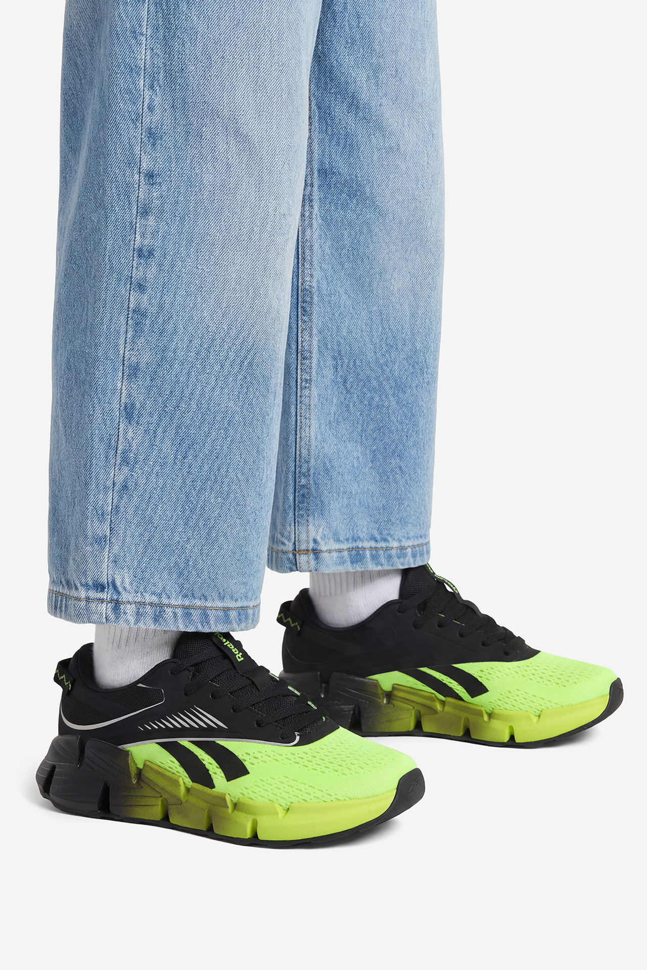 Кроссовки женские Reebok Zig Dynamica 6 100257775 36,5 черные фото8