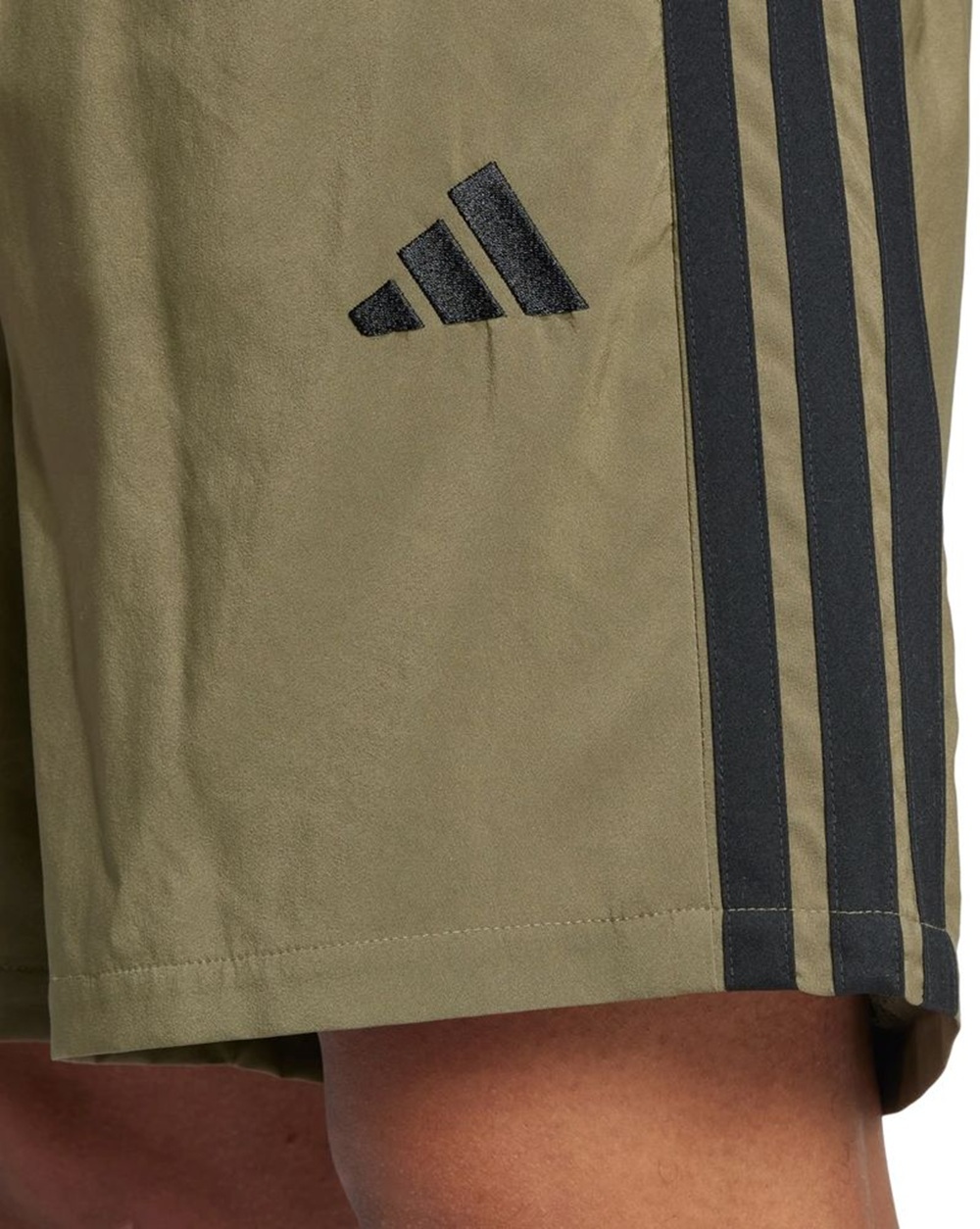 Шорти чоловічі Adidas Essential 3-Stripes Chelsea JE6434 L оливковіфото4