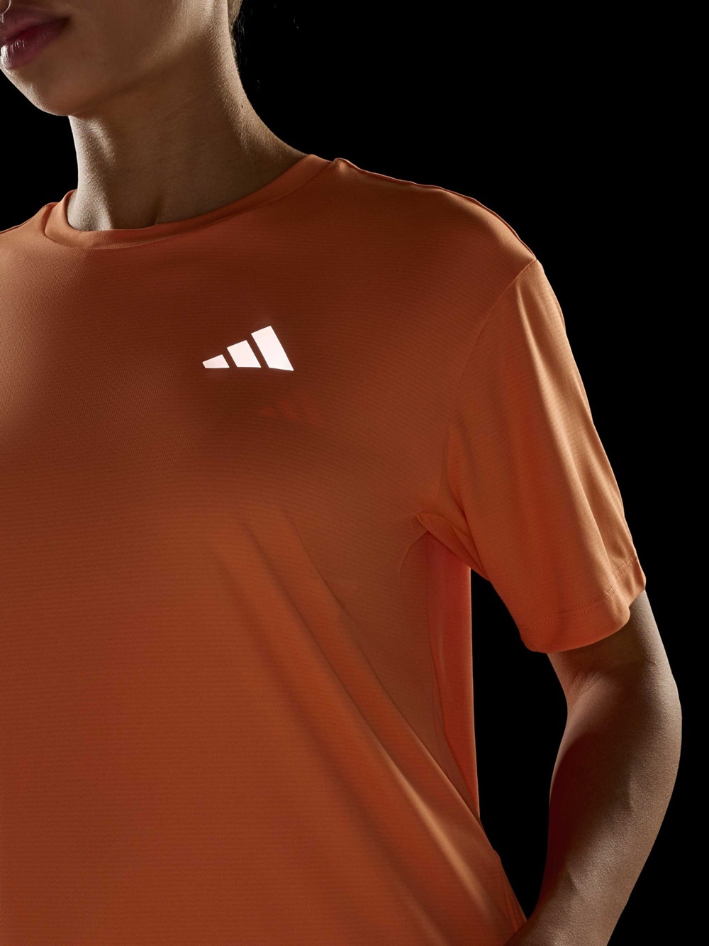Футболка жіноча Adidas Run Ess Tee W KD0626 L помаранчевафото6
