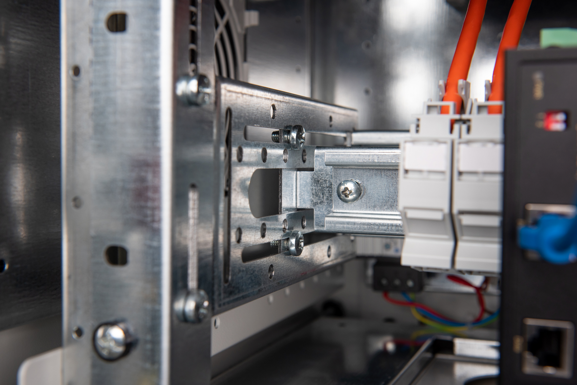 Кронштейн DIGITUS 19" 4U DIN Rail Holder (DN-19-DIN-4U) фото 