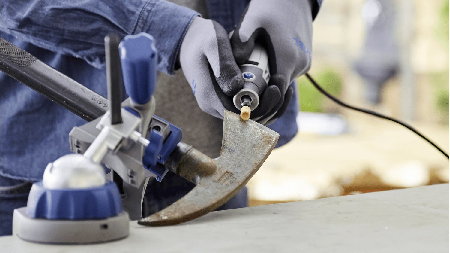 Шліфмашина шліфувально-гравіювальна Dremel 3000, 130Вт (F.013.300.0JU)фото