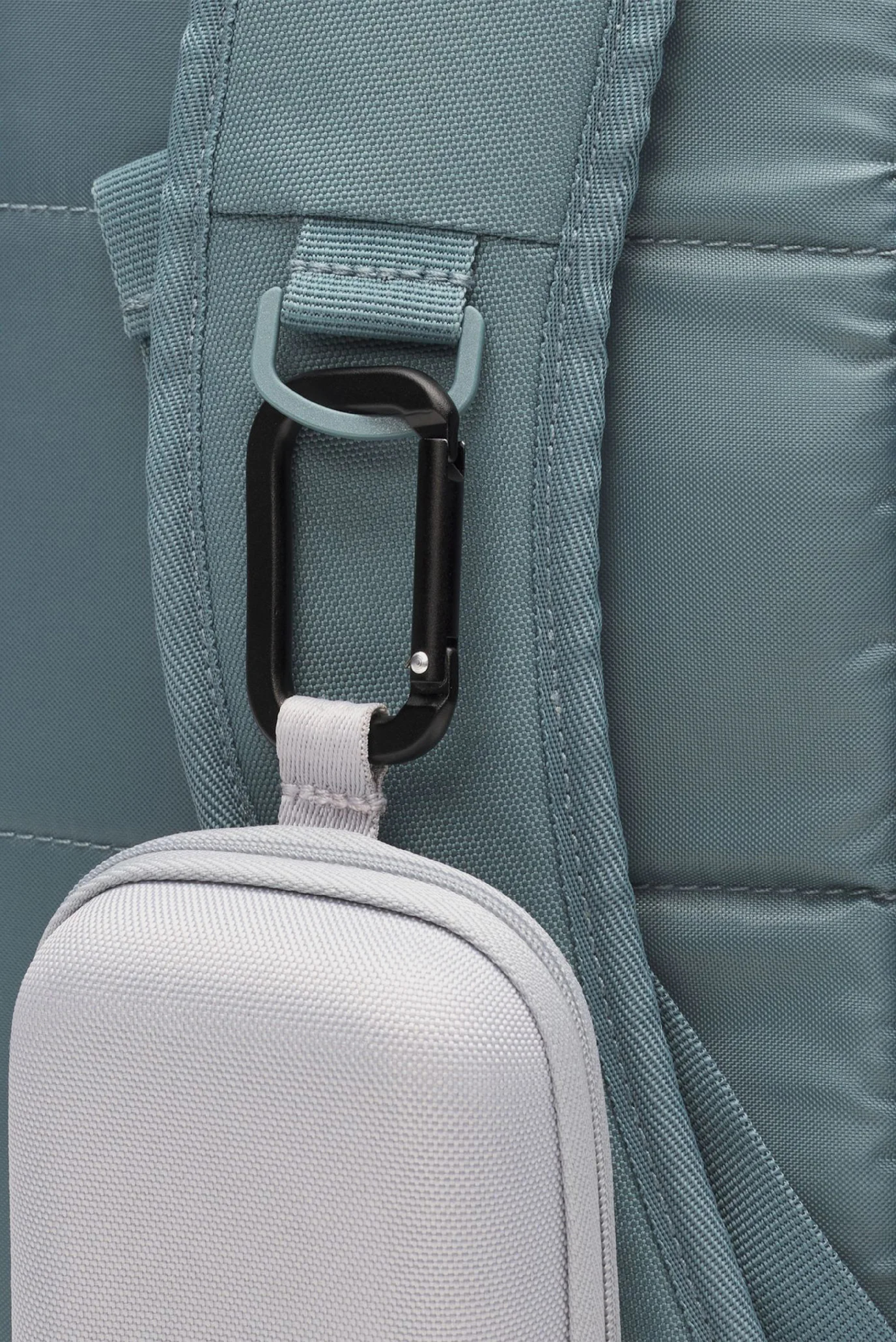 Рюкзак Under Armour Triumph Campus BP 23L 1384462-587 бірюзовийфото