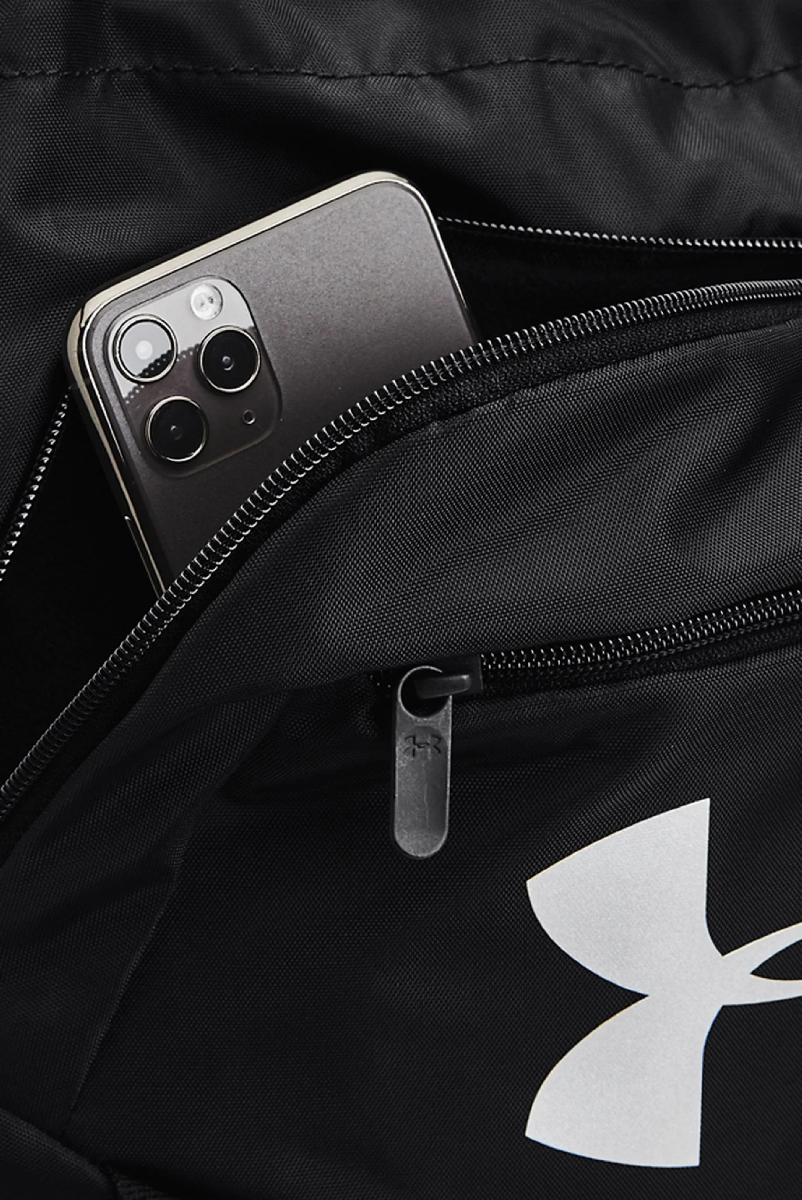 Рюкзак Under Armour Undeniable Sackpack 1369220-001 чорнийфото