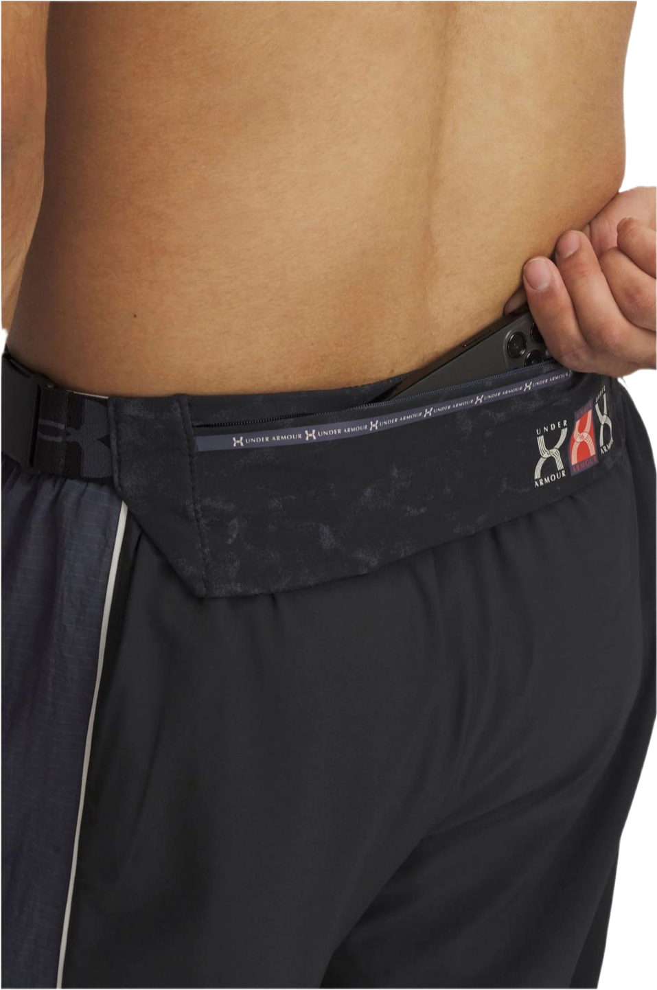 Сумка Under Armour Launch Run Belt 1388914-002 черная фото 