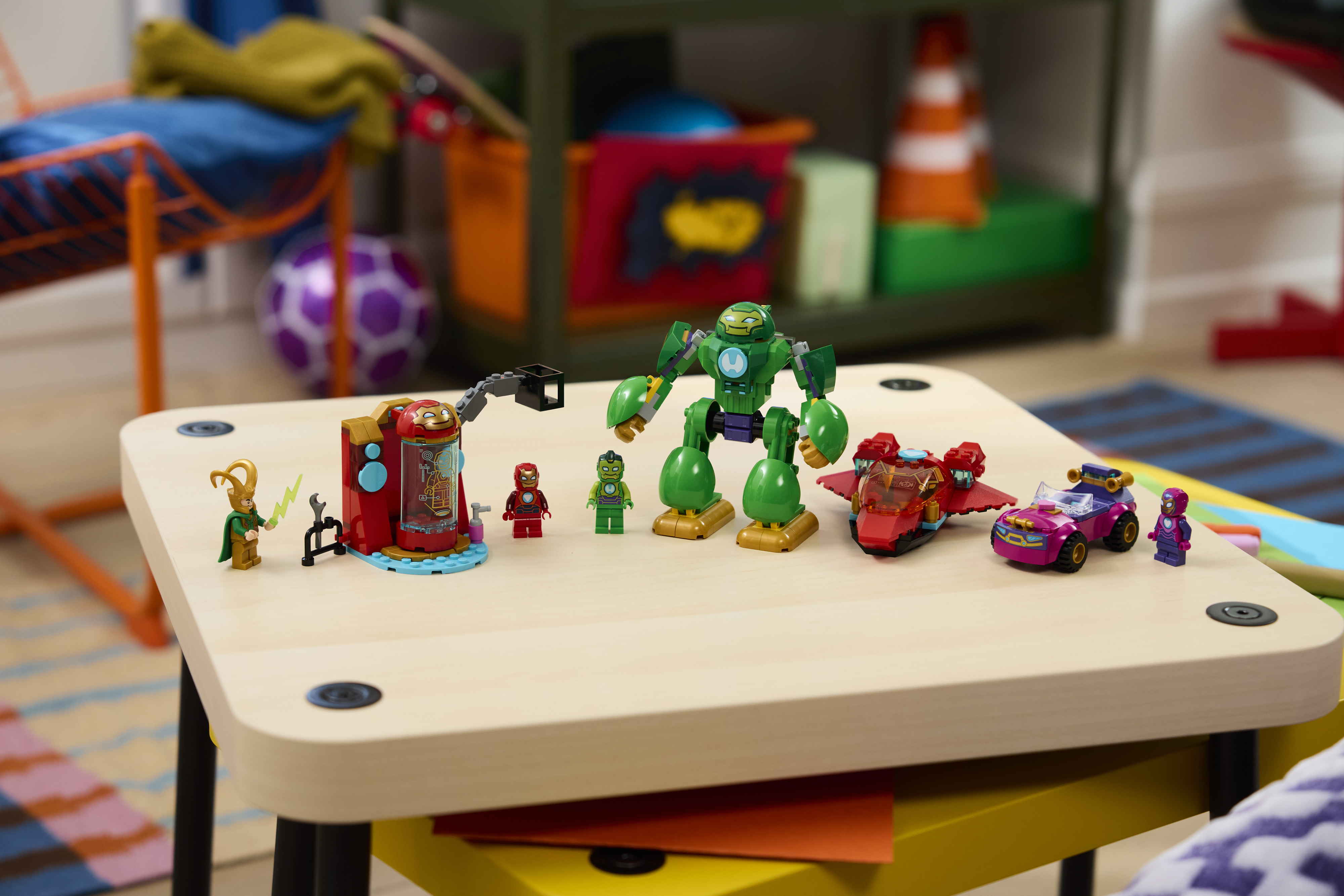 LEGO 11211 Disney Локи против команды Железного Человека фото 