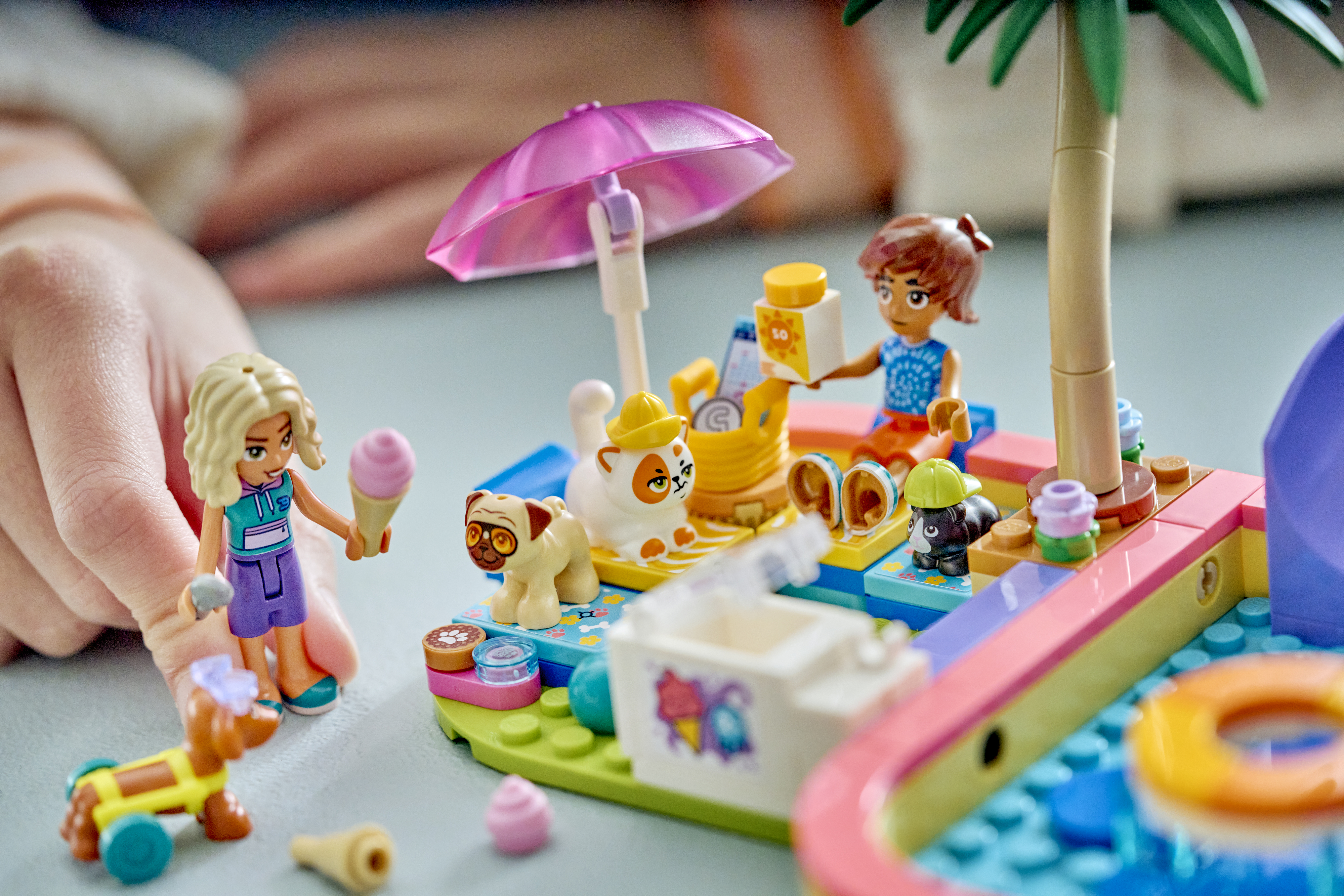 LEGO 42676 Friends Веселый день в аквапарке фото 