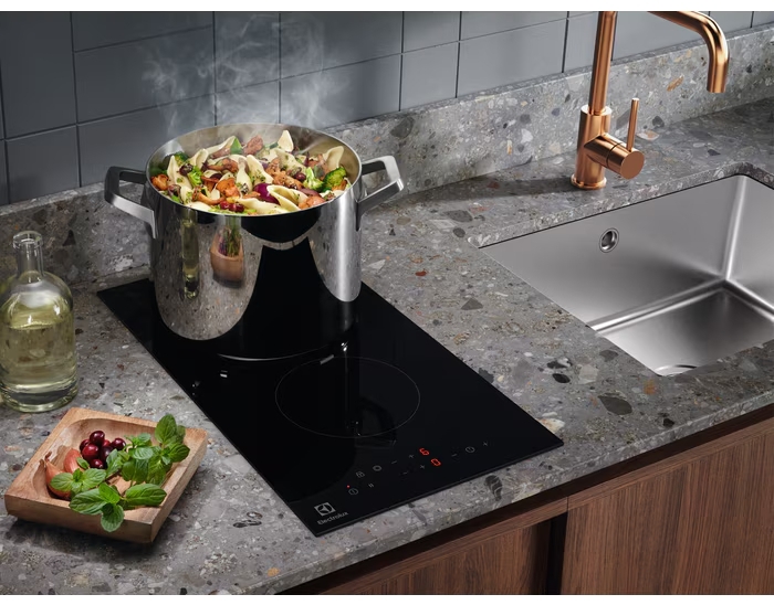 Варочная поверхность электрическая Electrolux LHR3233CK_Sale фото 7