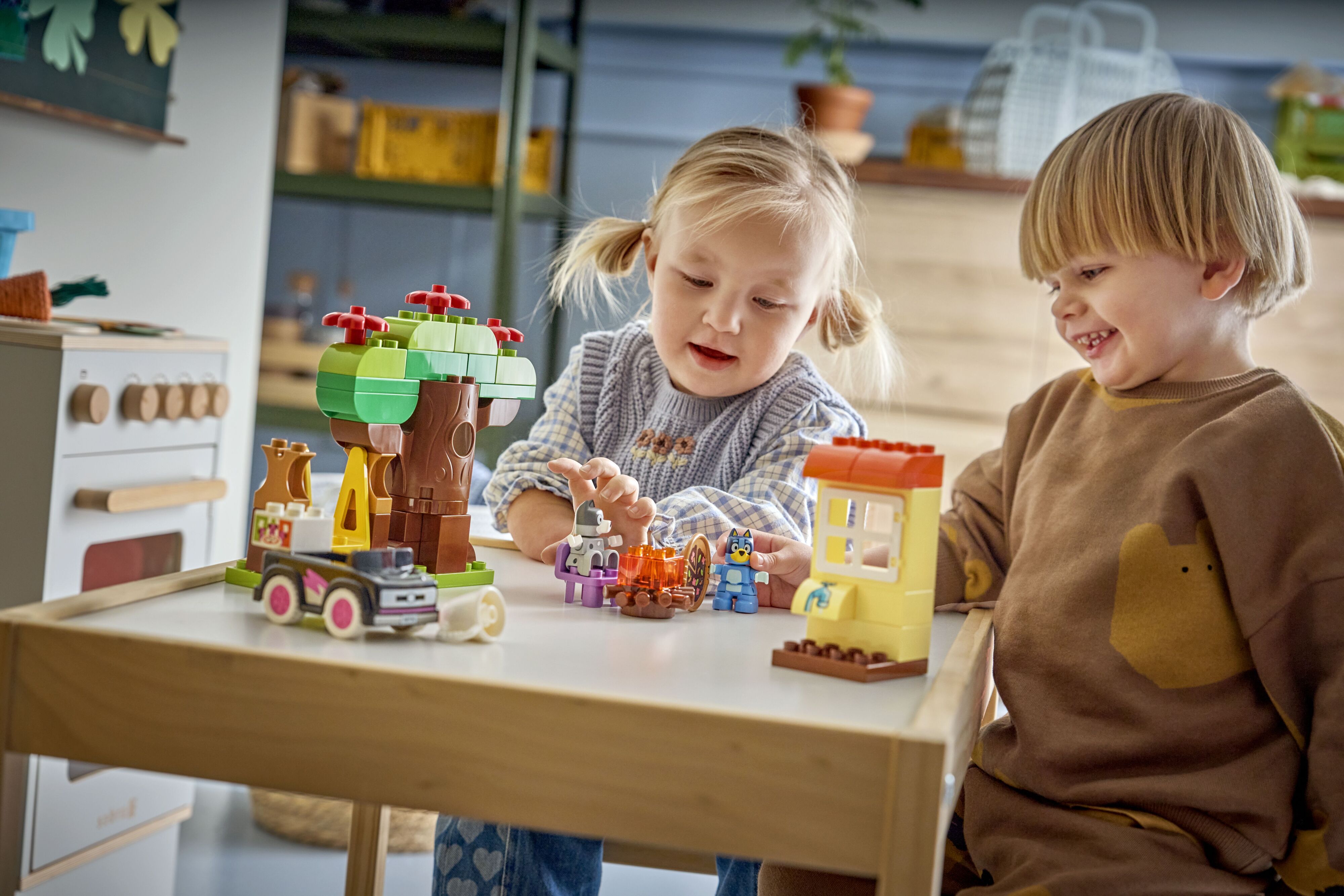 LEGO 10469 DUPLO Bluey «Пиццерия» с Мафином и Блуи фото 8