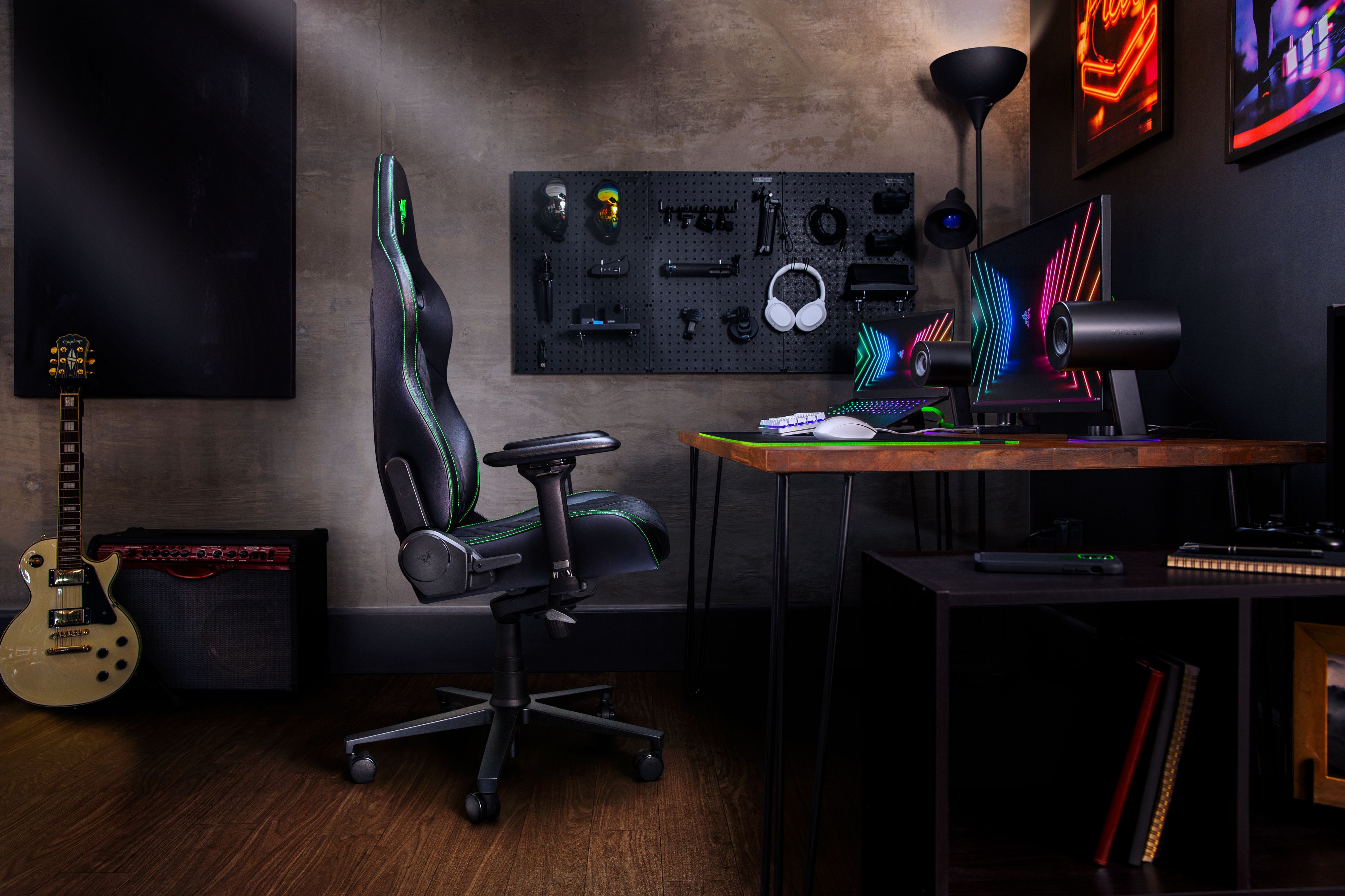 Крісло ігрове Razer Enki X 2D-Armrests Black/Green (RZ38-03880100-R3G1)фото9