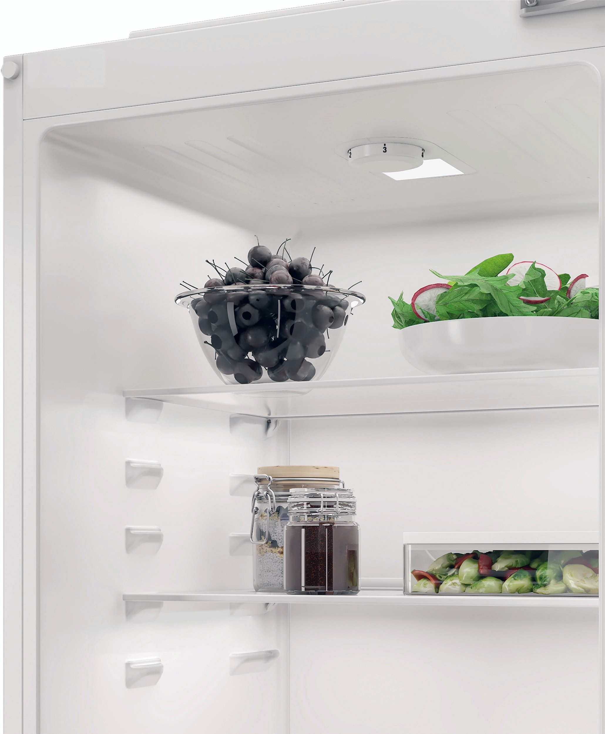 Встраиваемый холодильник Indesit KINH1271B4E фото 19