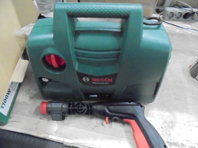 Мінімийка високого тиску Bosch EasyAquatak 100 (0.600.8A7.E00)фото