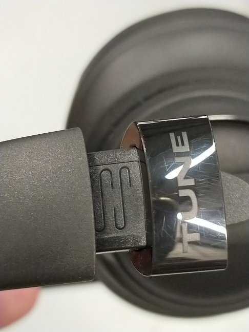 Навушники JBL Tune 730BT Black (JBLT730BTBLK)фото