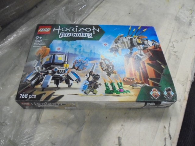 LEGO 77037 Horizon Aloy і Varl проти Shell-Walker та Sawtoothфото