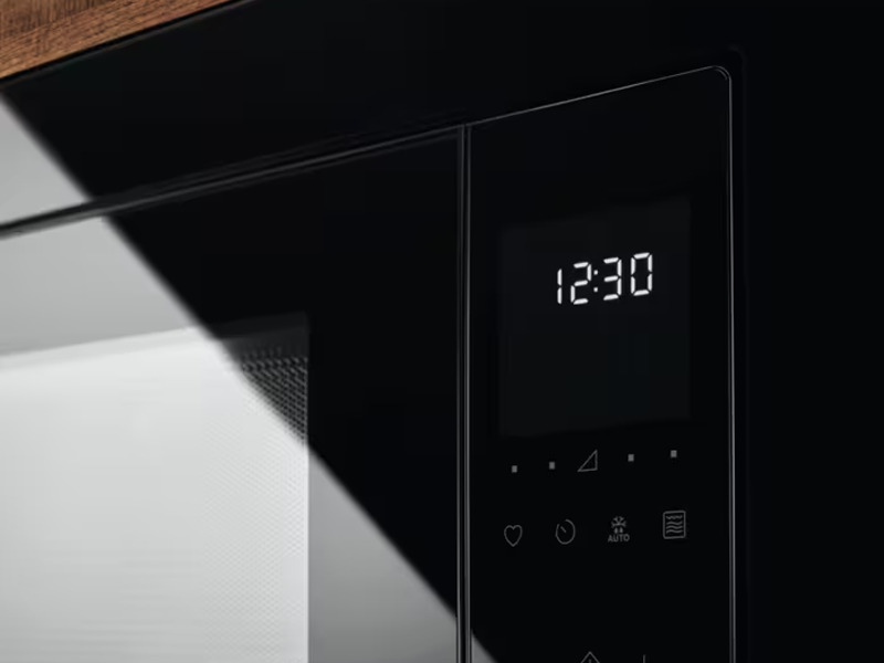 Встраиваемая микроволновая печь Electrolux LMS4253TBK фото3