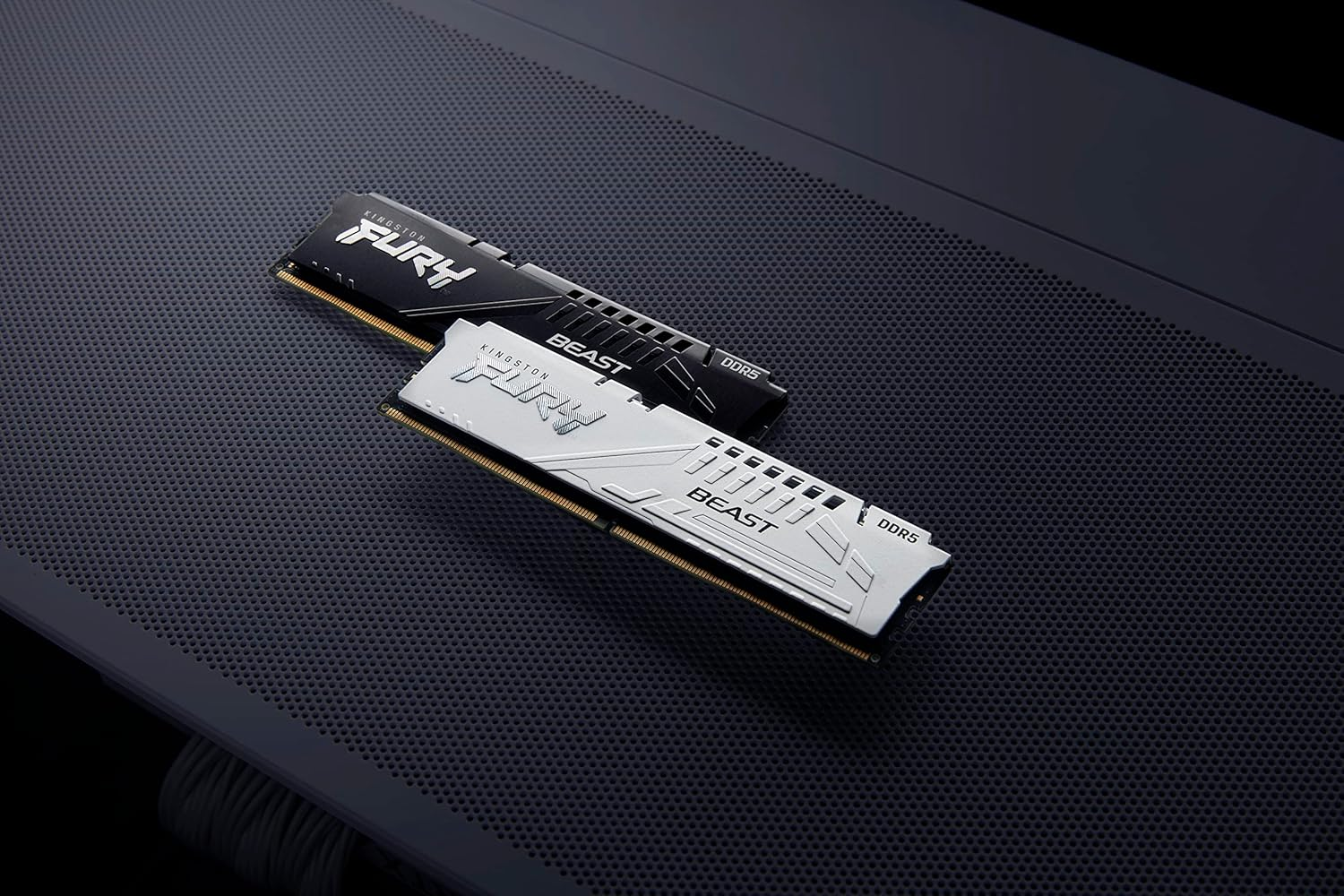 Память Kingston DDR5 5600 16GB FURY Beast White (KF556C40BW-16) фото 4