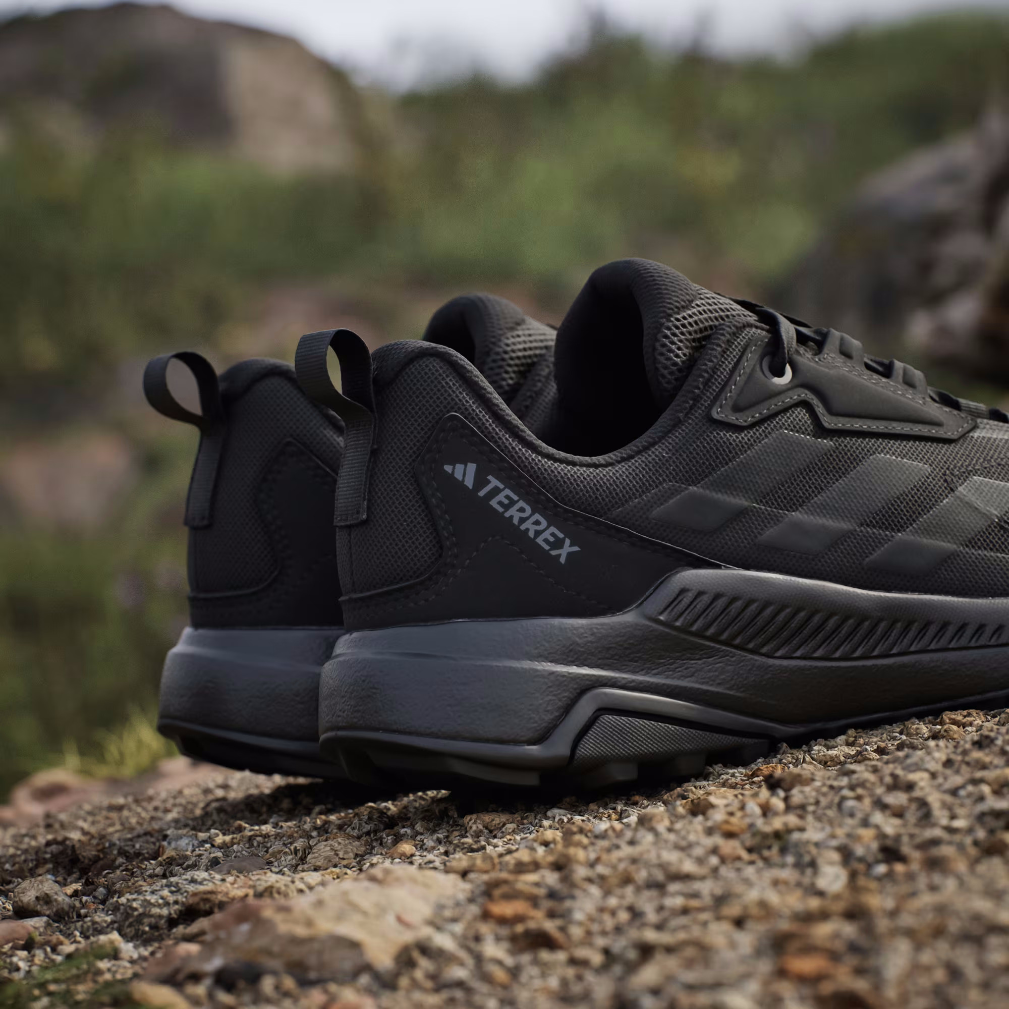 Кроссовки женские Adidas Terrex Anylander W ID3464 36 (3,5 UK) черные фото18