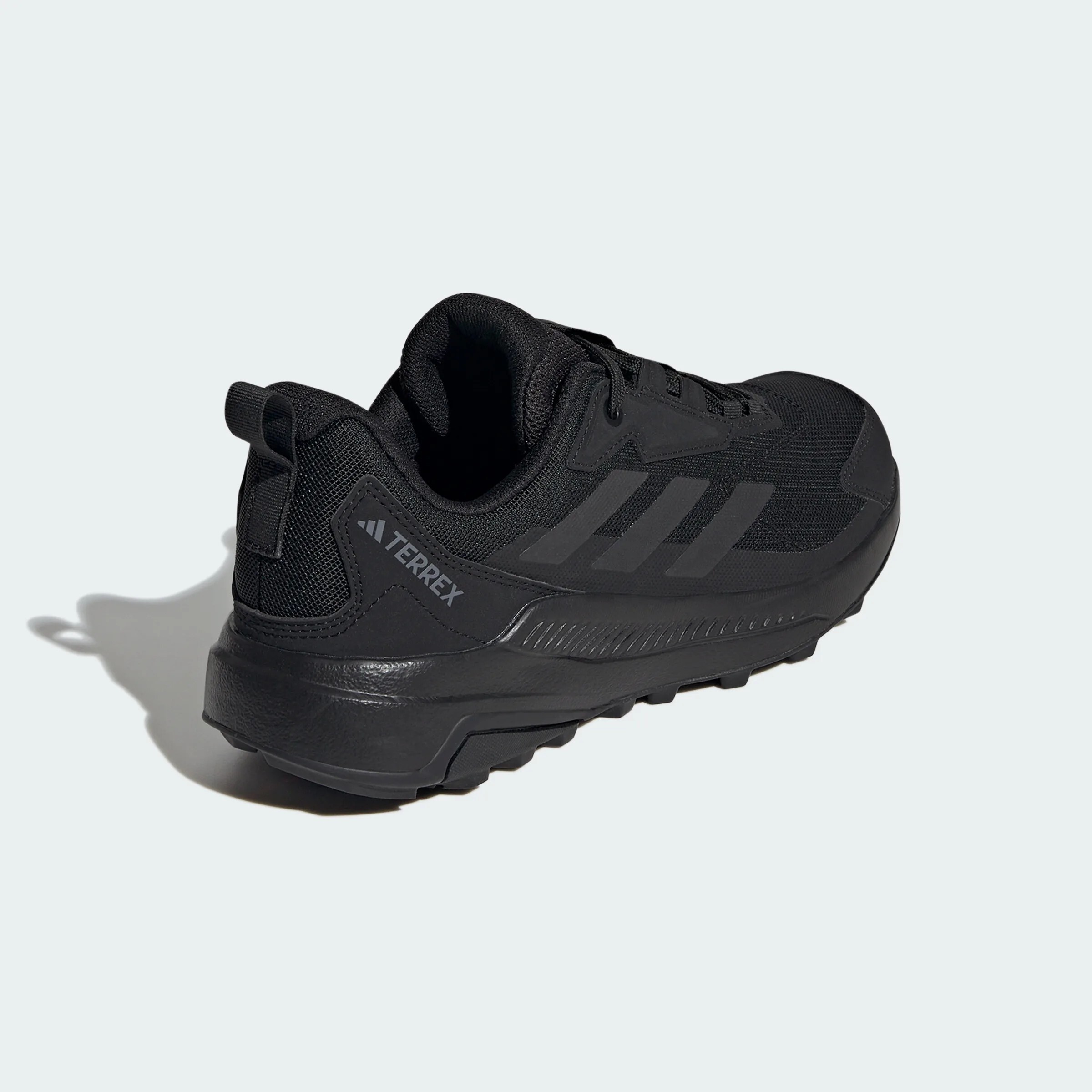 Кроссовки женские Adidas Terrex Anylander W ID3464 40 (6,5 UK) черные фото4