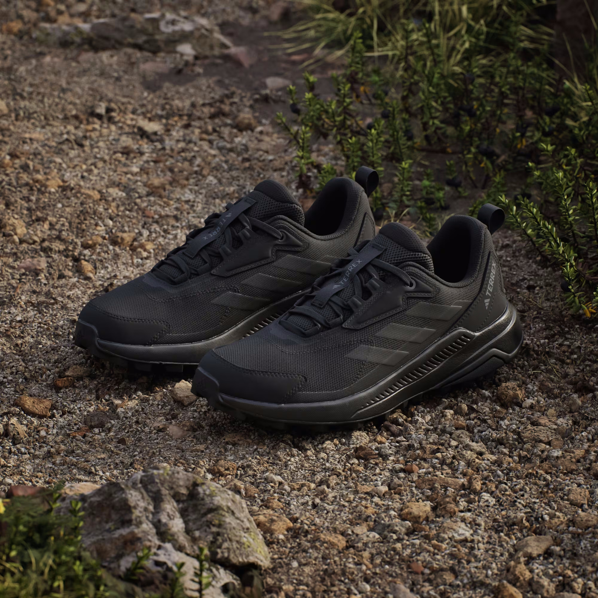 Кроссовки женские Adidas Terrex Anylander W ID3464 38 (5 UK) черные фото15