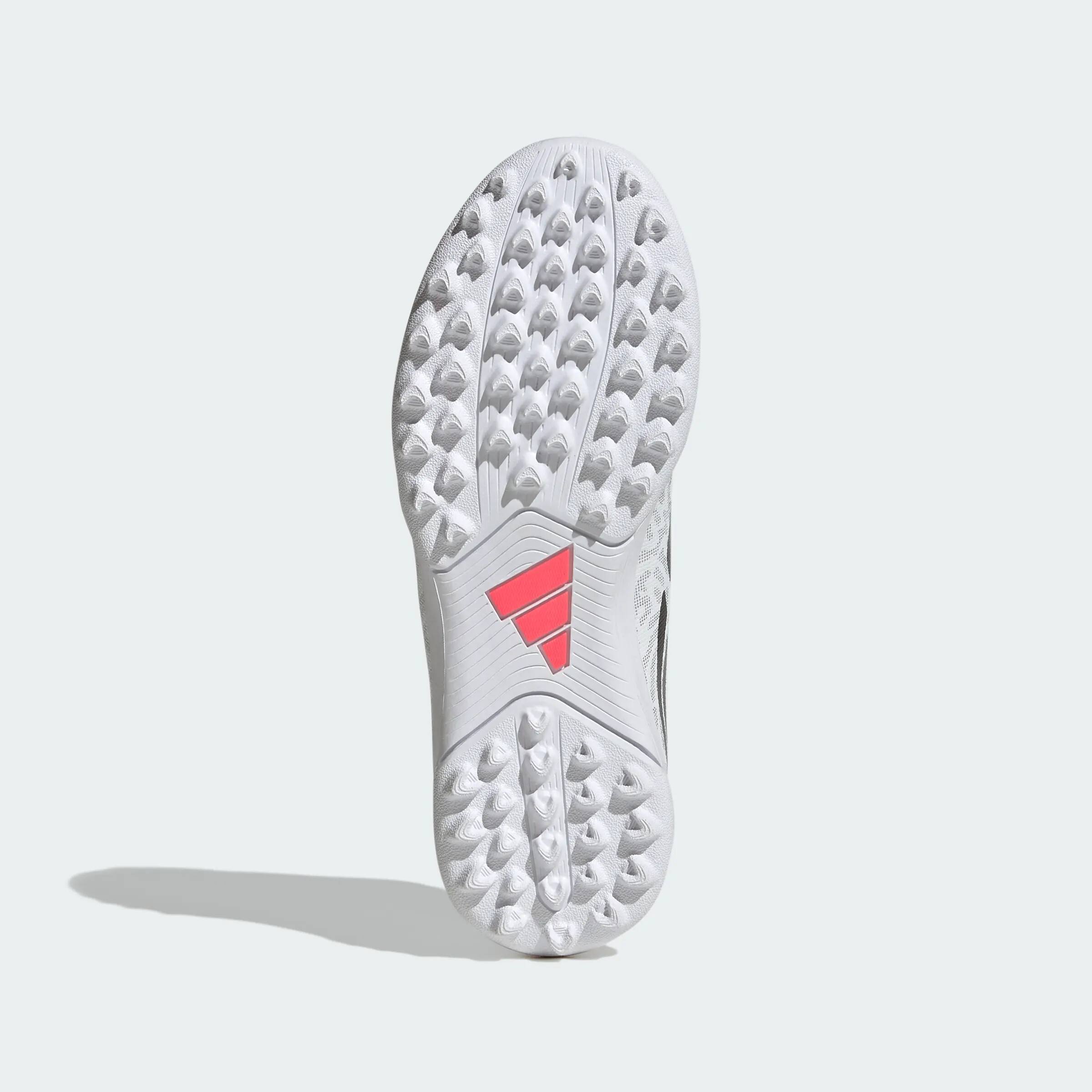 Сороконіжки дитячі Adidas Predator Club IH2087 29 (11 UK) білі фото6