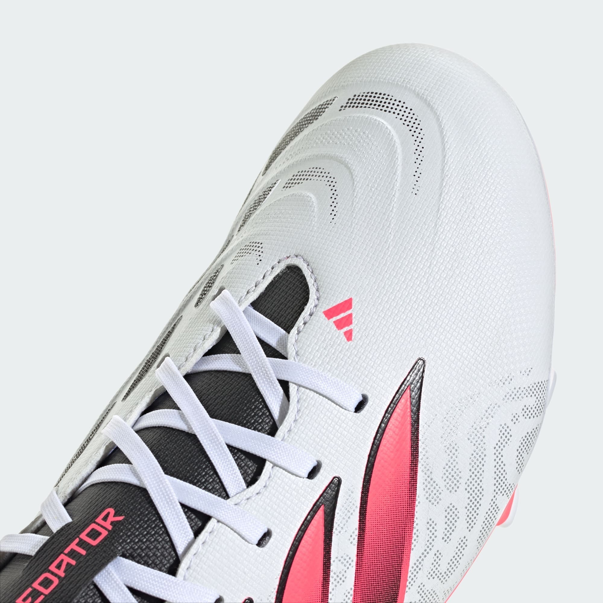 Бутсы Adidas Predator Club Fg/Mg IH2111 40 (6,5 UK) белые фото7