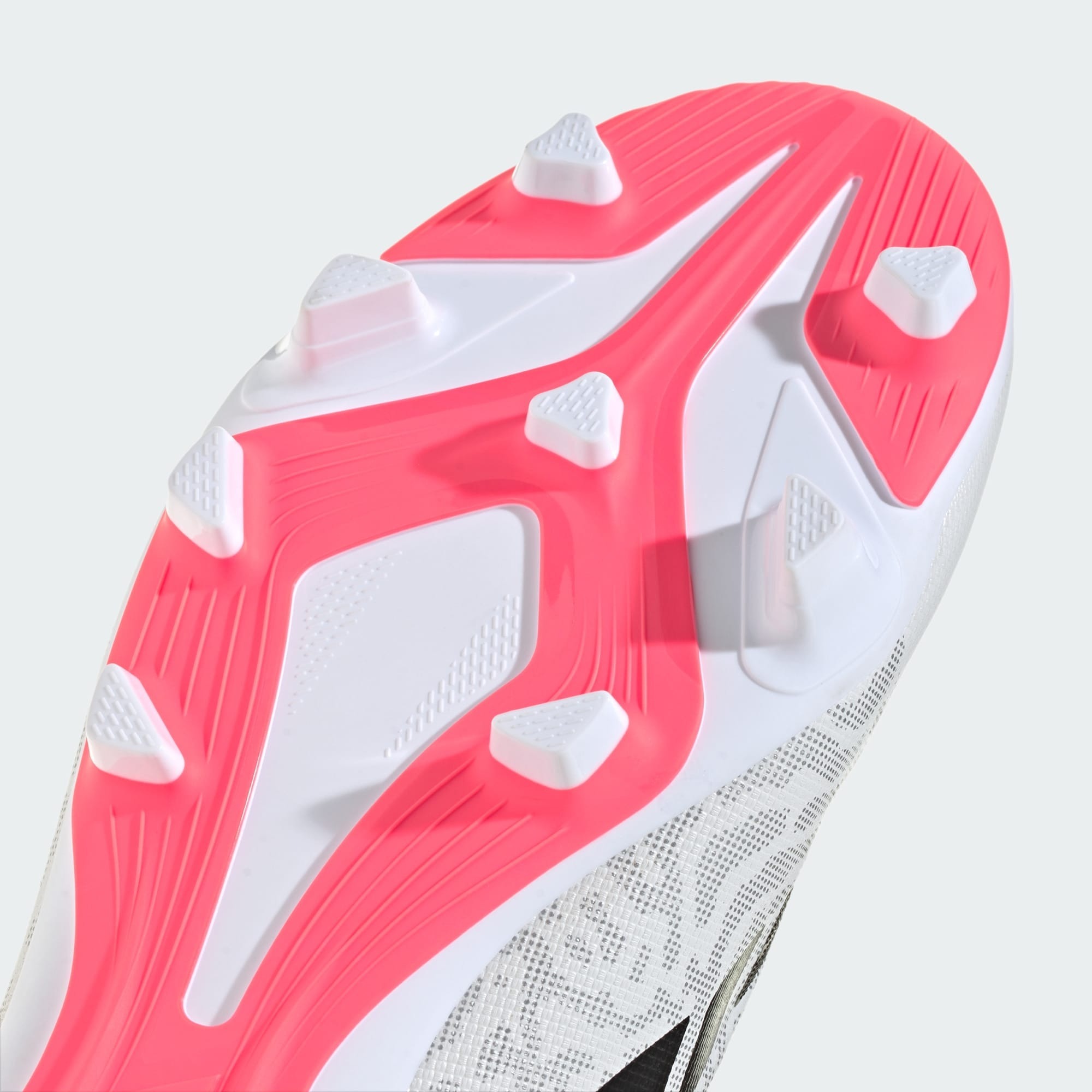 Бутсы Adidas Predator Club Fg/Mg IH2111 44 (9,5 UK) белые фото8