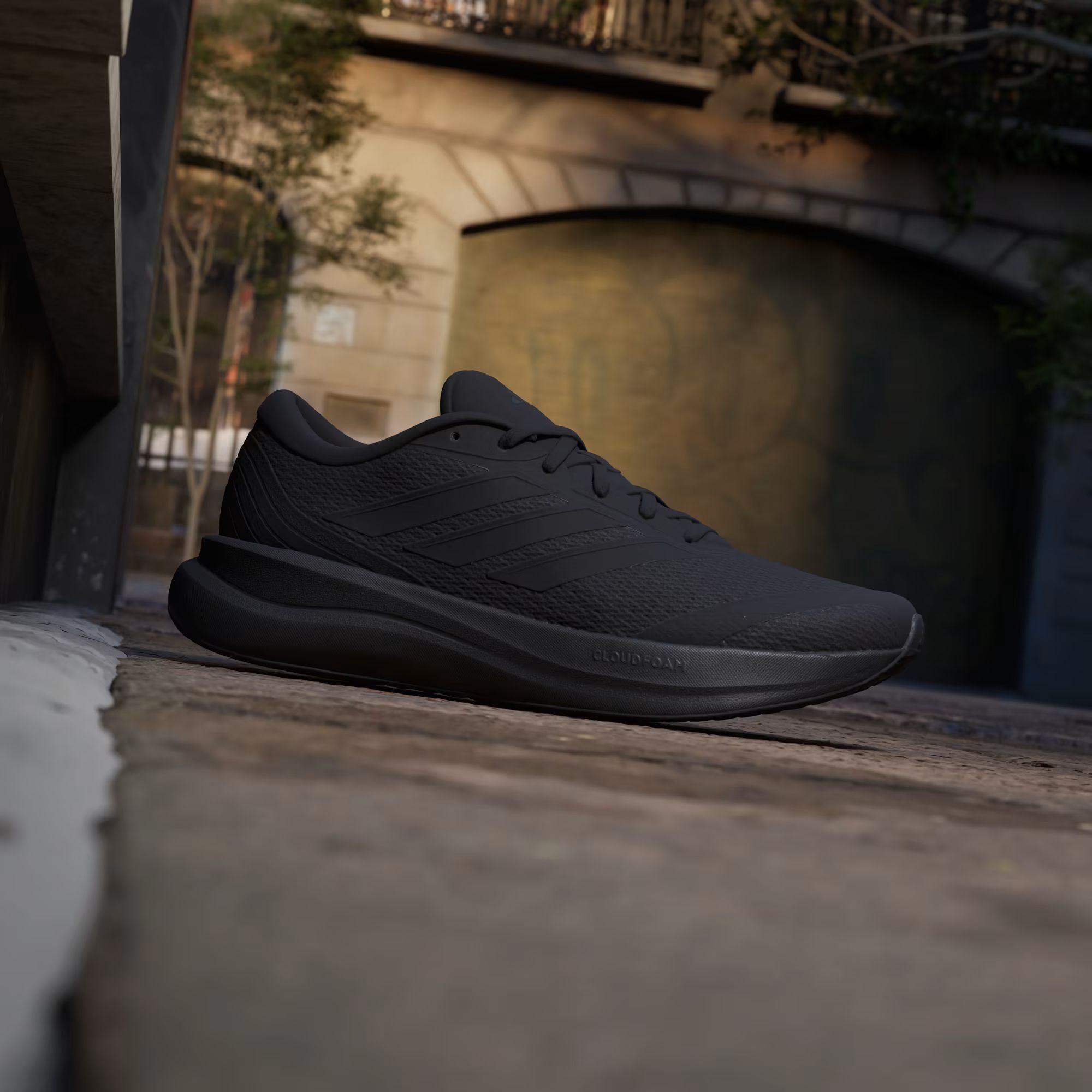 Кросівки чоловічі Adidas Runfalcon 6 IH9530 44 (9,5 UK) чорні фото3