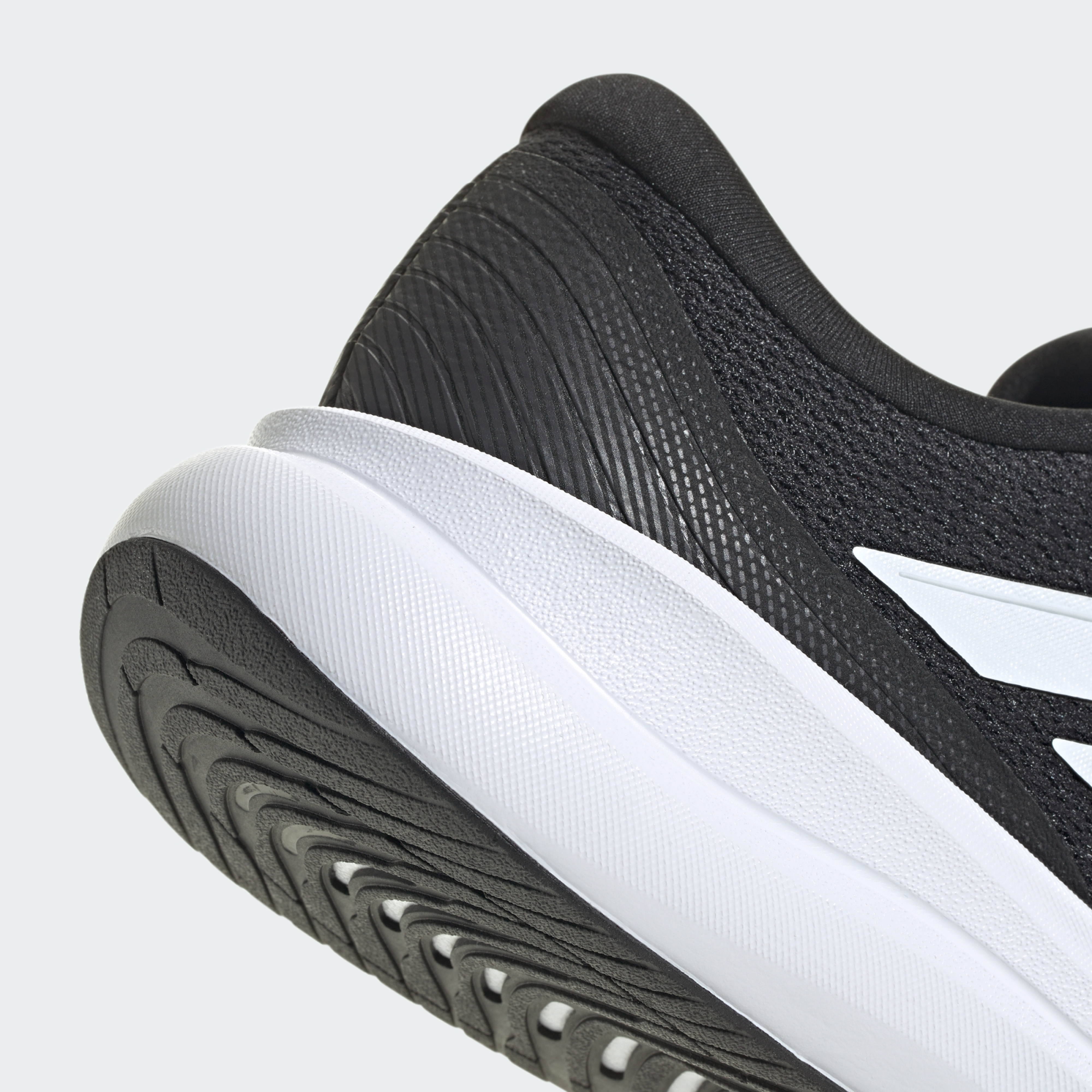 Кросівки чоловічі Adidas Runfalcon 6 IH9532 42 (8 UK) чорні фото8