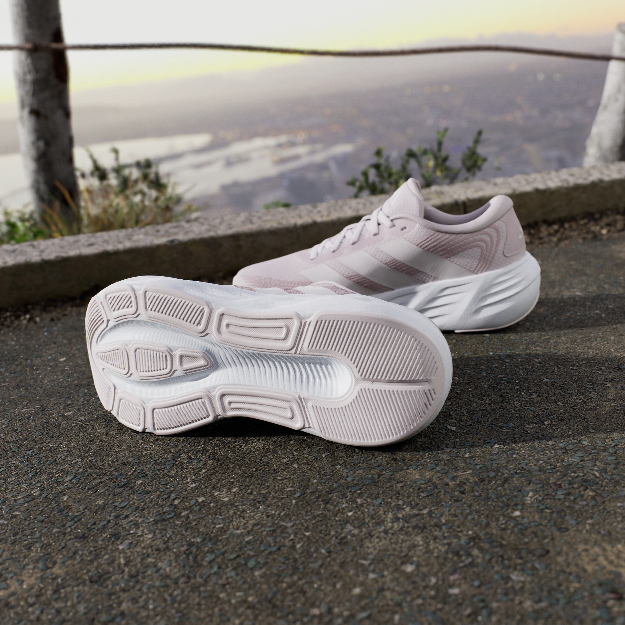 Кроссовки женские Adidas Galaxy 8 W IH9792 40 (6,5 UK) фиолетовые фото9