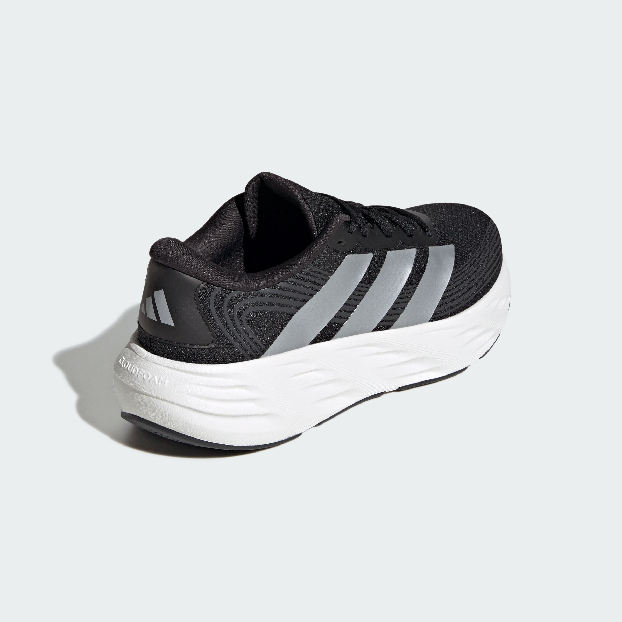 Кроссовки женские Adidas Galaxy 8 W IH9795 40 (6,5 UK) черные фото4