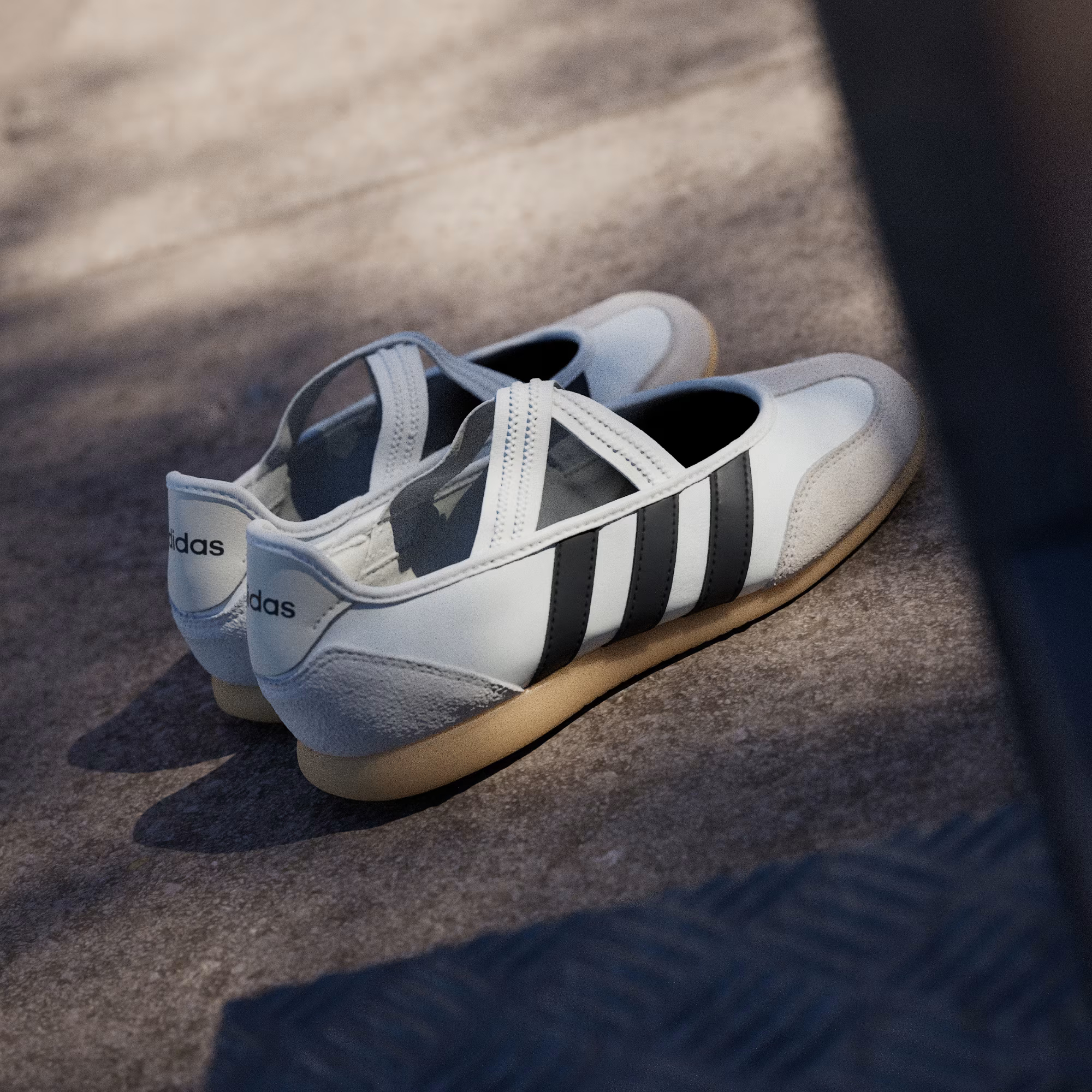 Балетки женские Adidas Barreda Mary Jane JQ2127 36 2/3 (4 UK) серые фото12