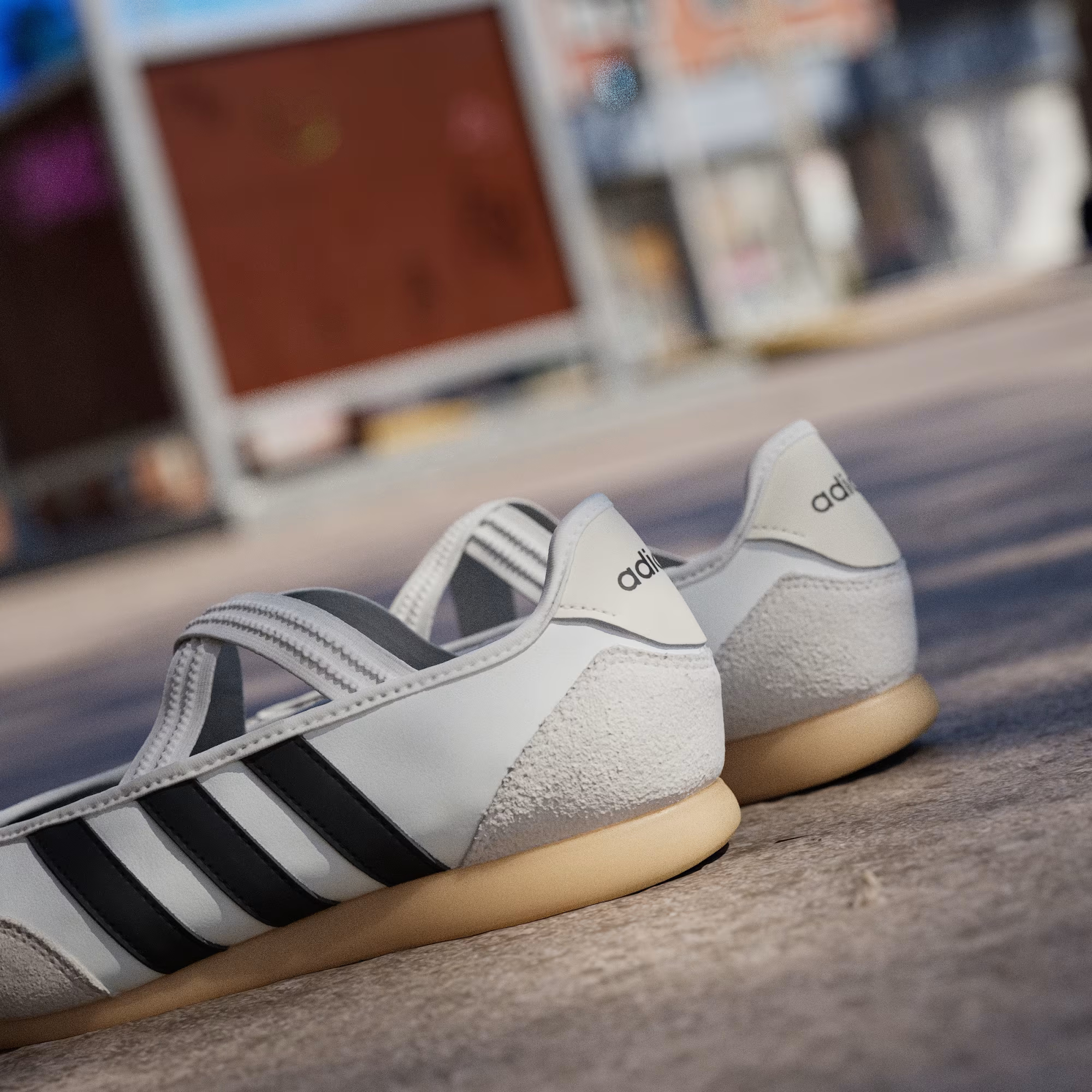 Балетки женские Adidas Barreda Mary Jane JQ2127 40 2/3 (7 UK) черные фото16