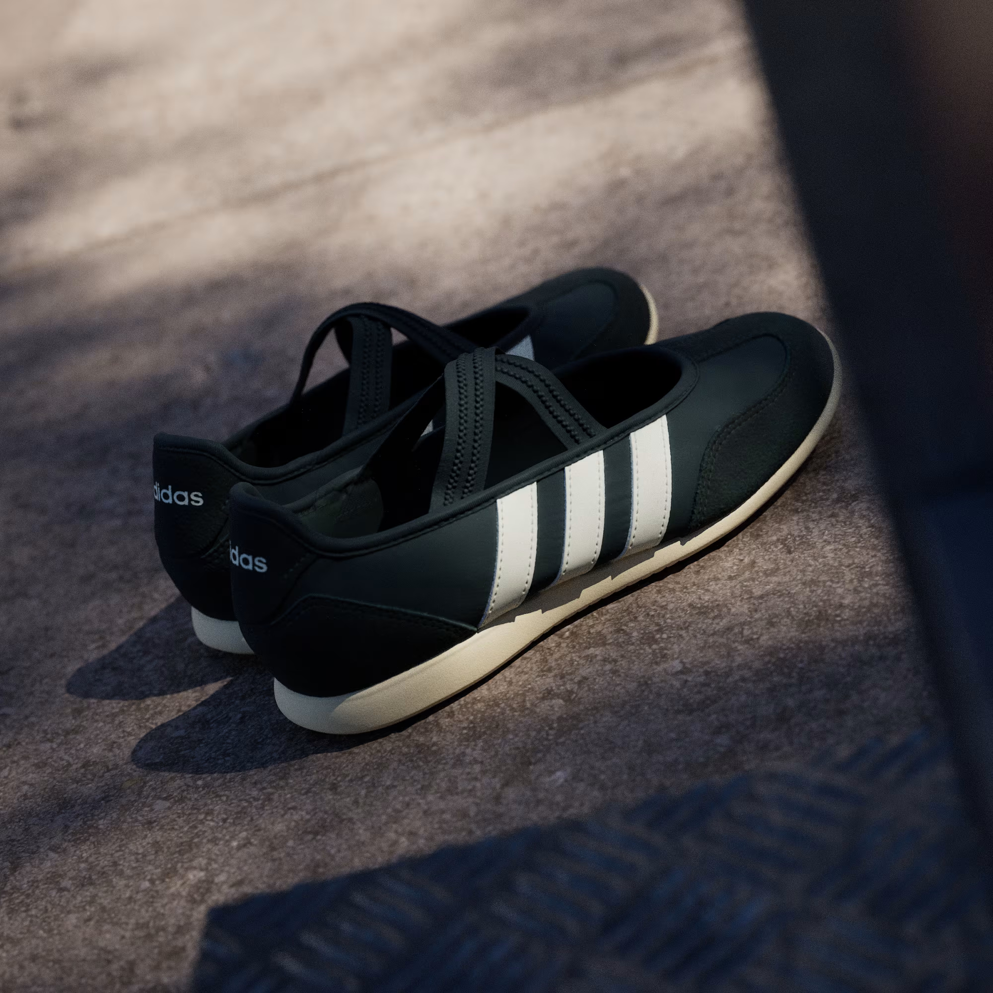 Балетки женские Adidas Barreda Mary Jane JS2324 40 2/3 (7 UK) серые фото12
