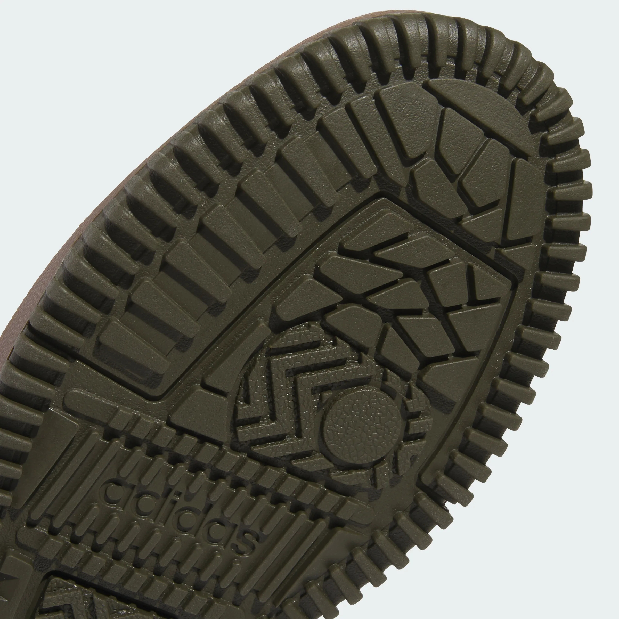 Ботинки Adidas Break Start Mid Winterized KI1307 36 2/3 (4 UK) темно-зеленые фото8