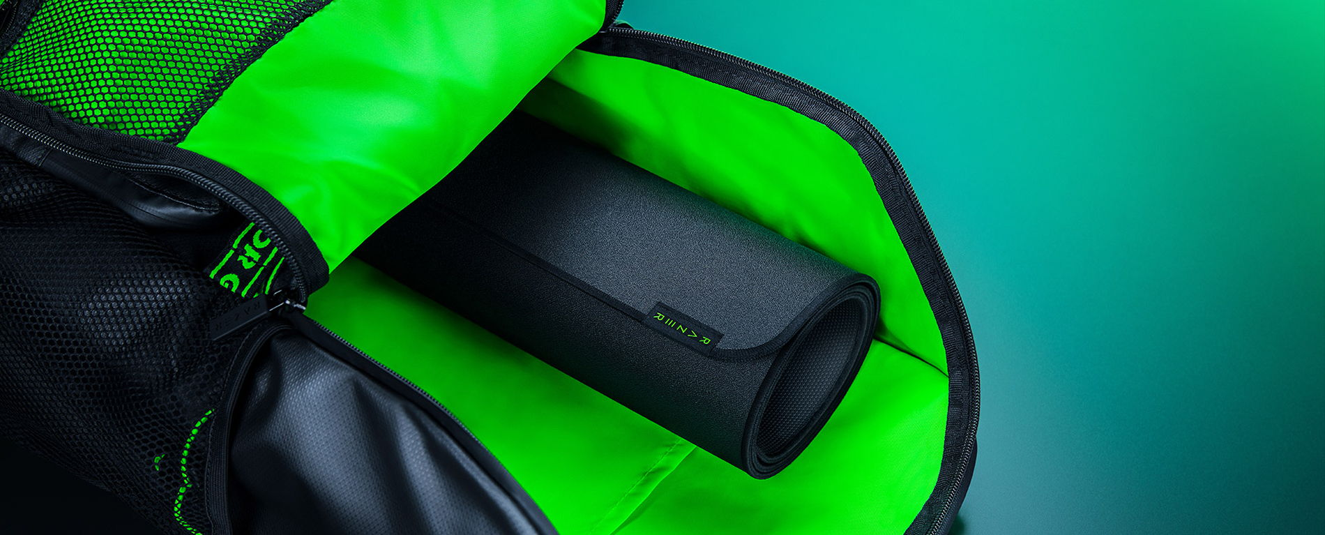 Игровая поверхность Razer Strider L Speed/Control Black (RZ02-03810200-R3M1) фото 