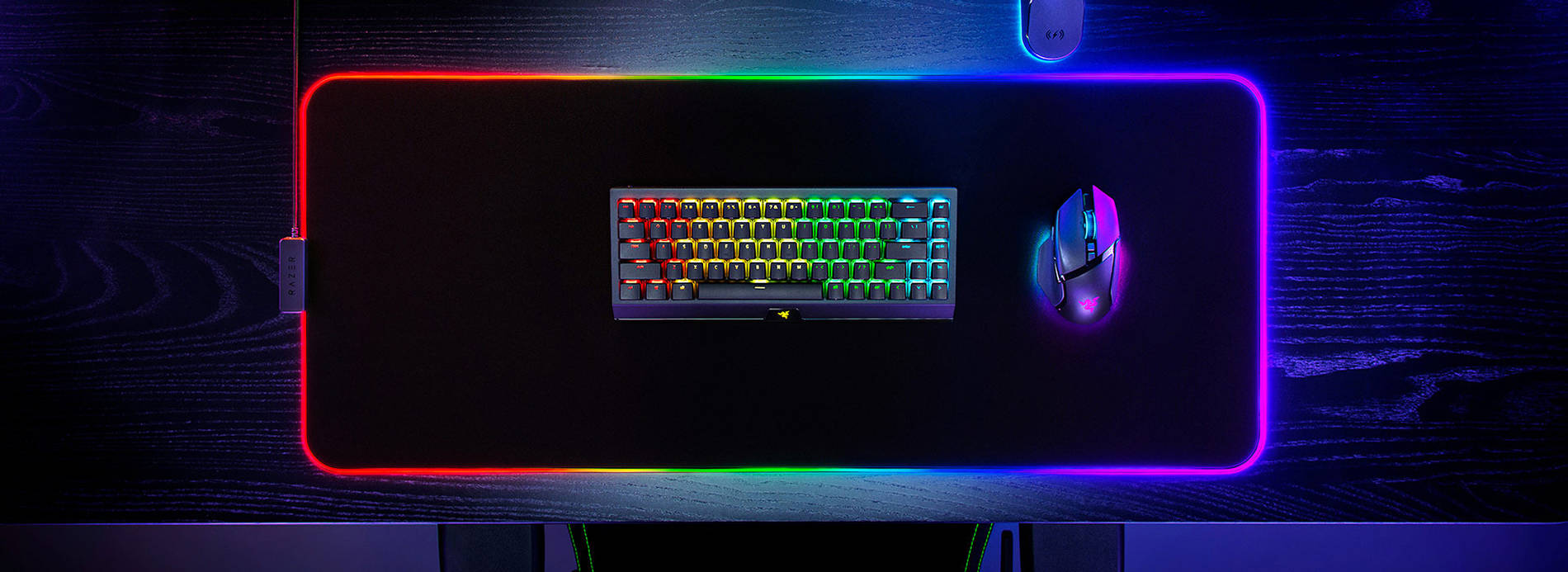 Ігрова поверхня Razer Strider CHROMA, black (RZ02-04490100-R3M1)фото