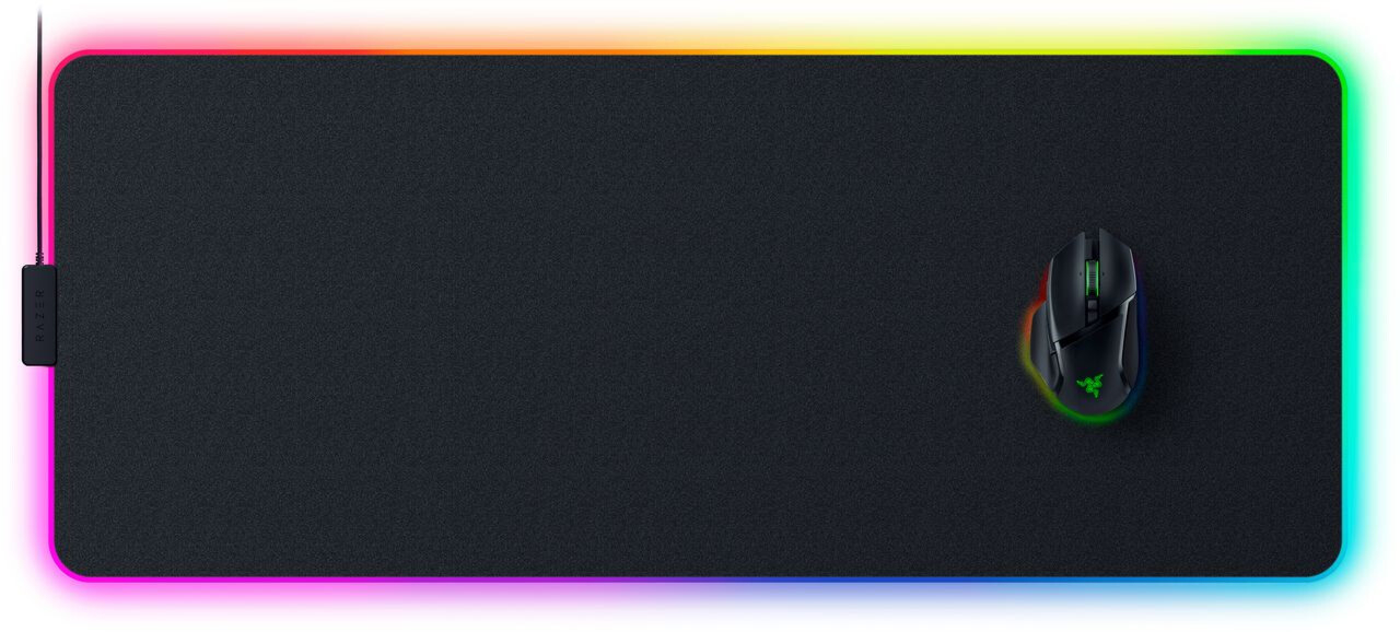 Ігрова поверхня Razer Strider CHROMA, black (RZ02-04490100-R3M1)фото