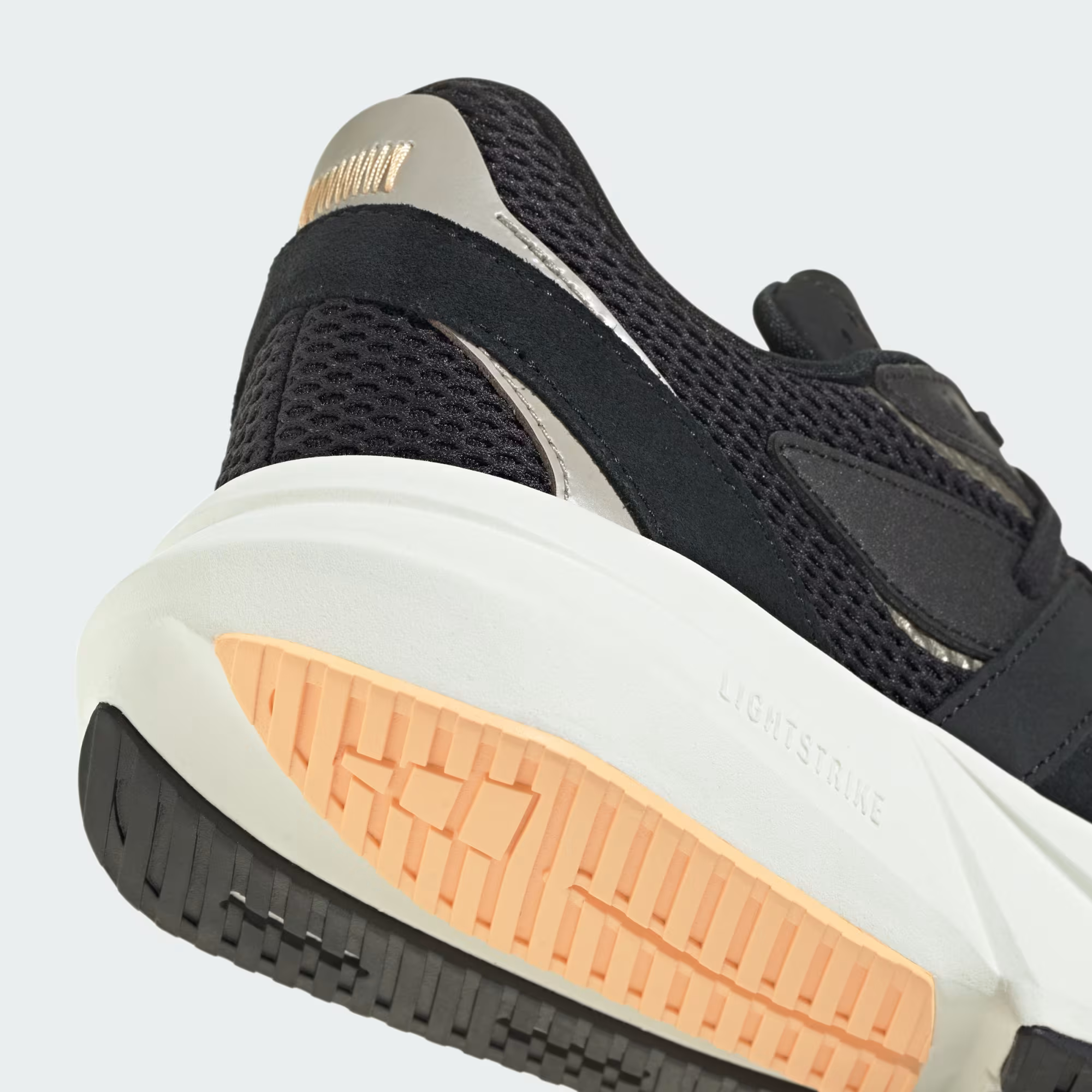 Кросівки жіночі Adidas Lightblaze KI7324 36 (3,5 UK) чорні фото8
