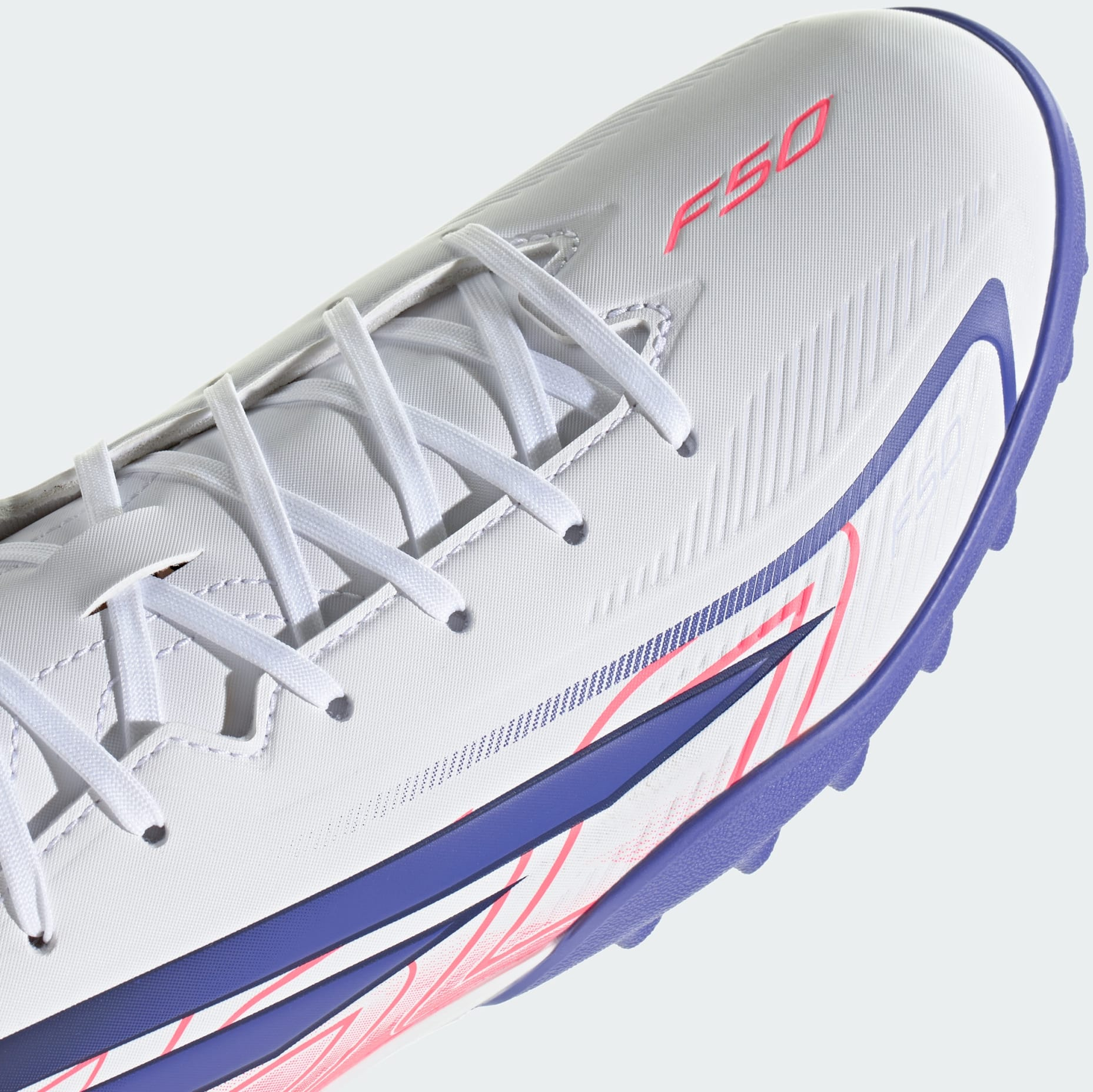 Сороконожки Adidas F50 Hyperfast Club Tf KJ3409 44 (9,5 UK) белые фото7