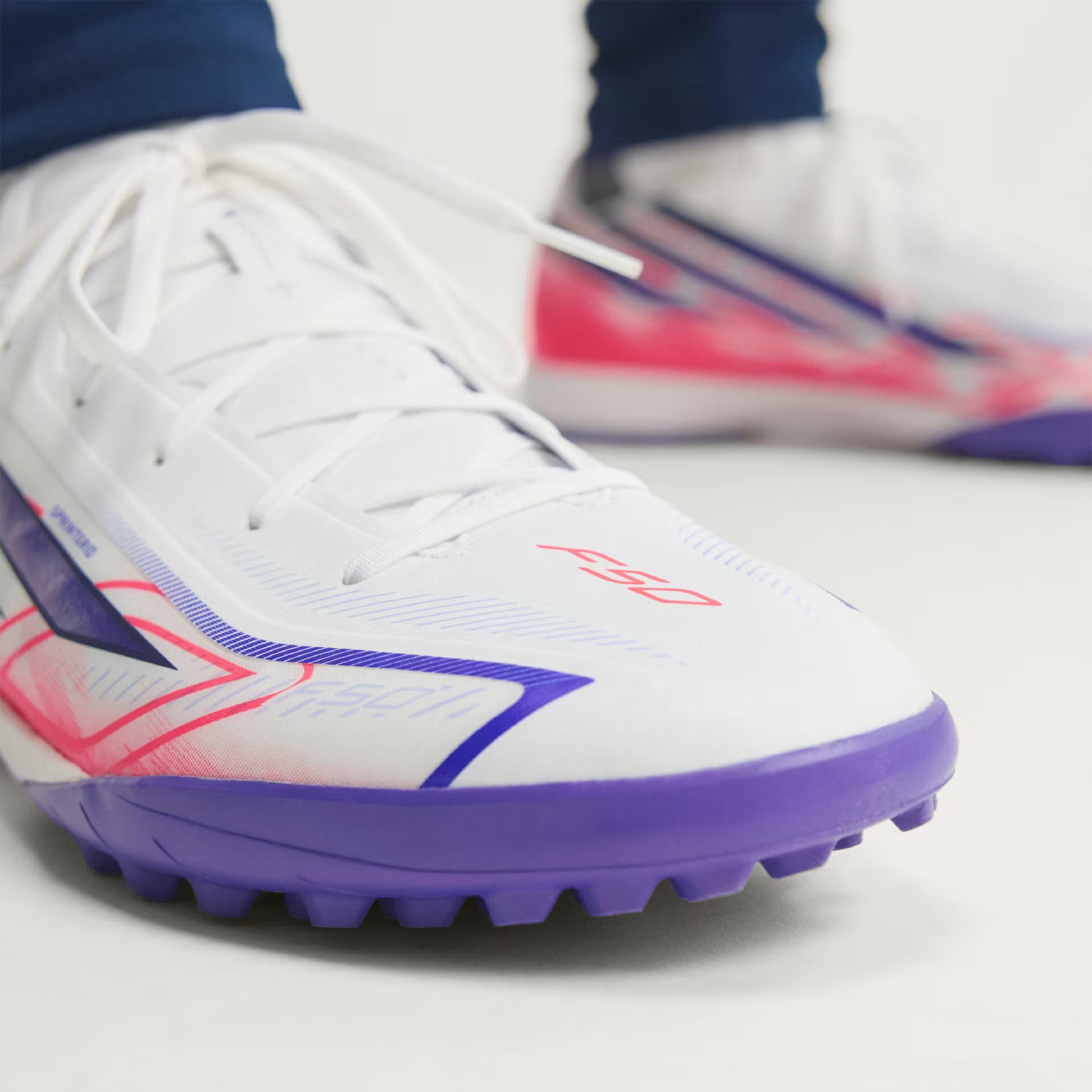 Сороконіжки Adidas F50 Hyperfast League Tf KJ3434 46 (11 UK) білі фото10