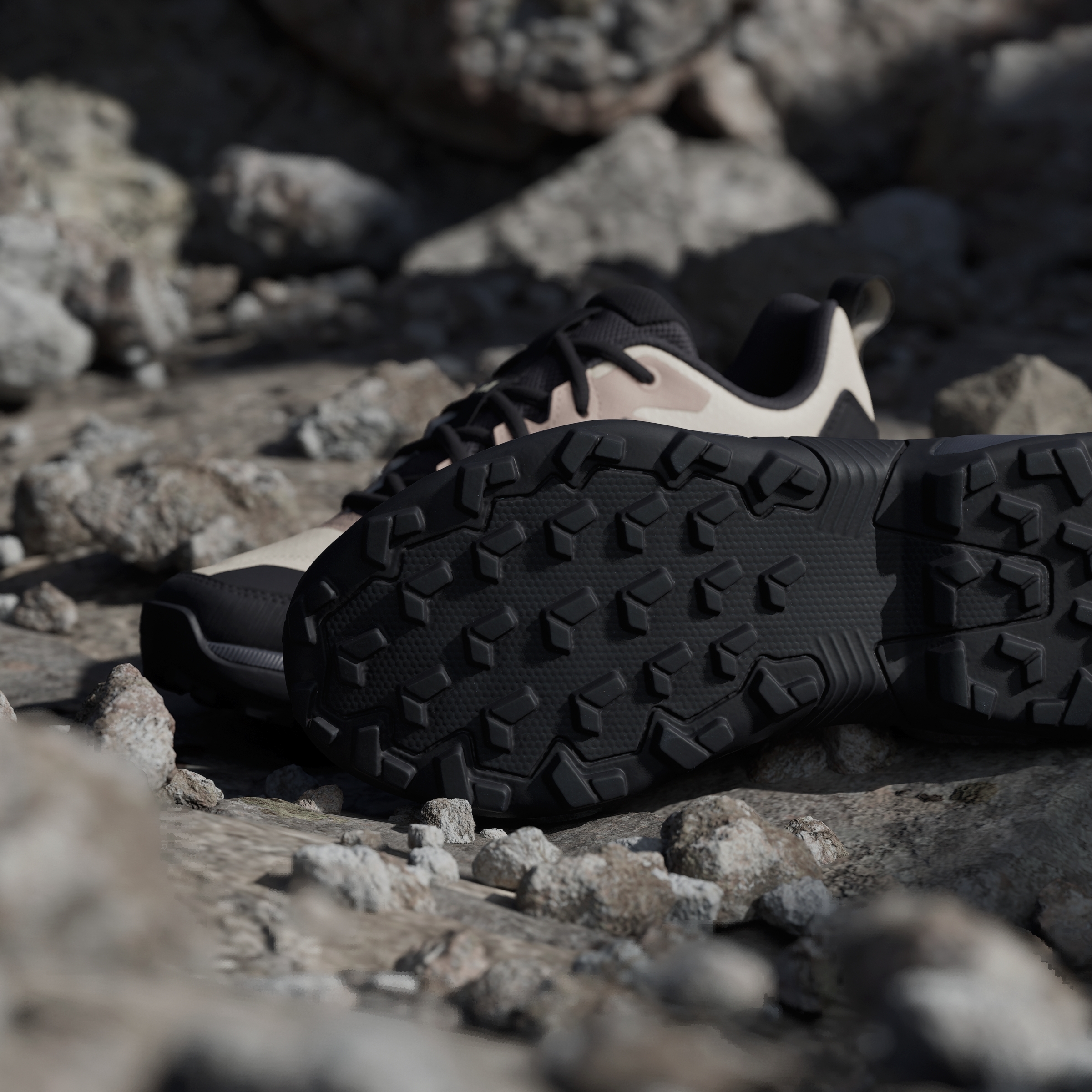 Кроссовки женские Adidas Terrex Eastrail 3 Cp W KJ8960 38 (5 UK) молочные фото12