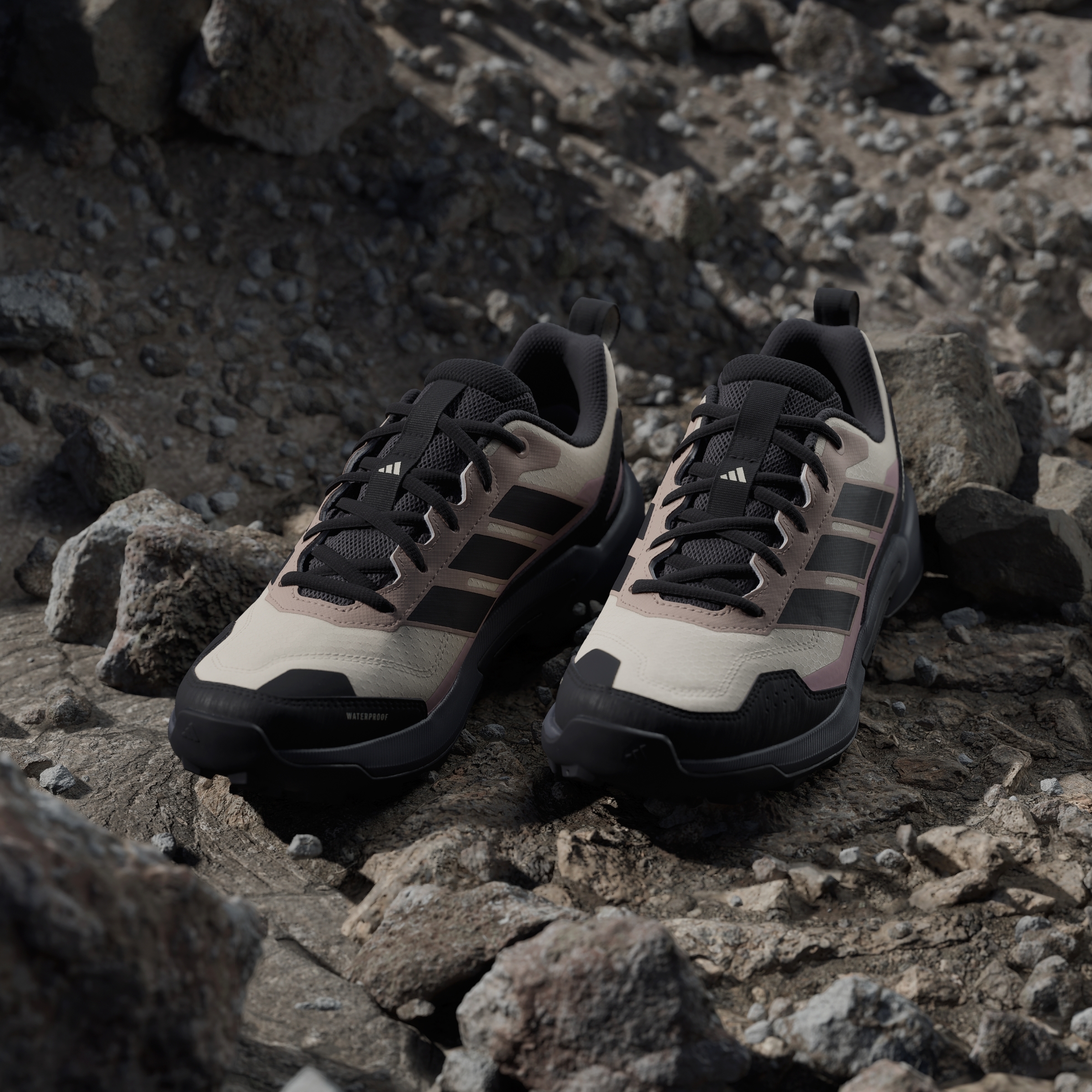 Кроссовки женские Adidas Terrex Eastrail 3 Cp W KJ8960 38 (5 UK) молочные фото15