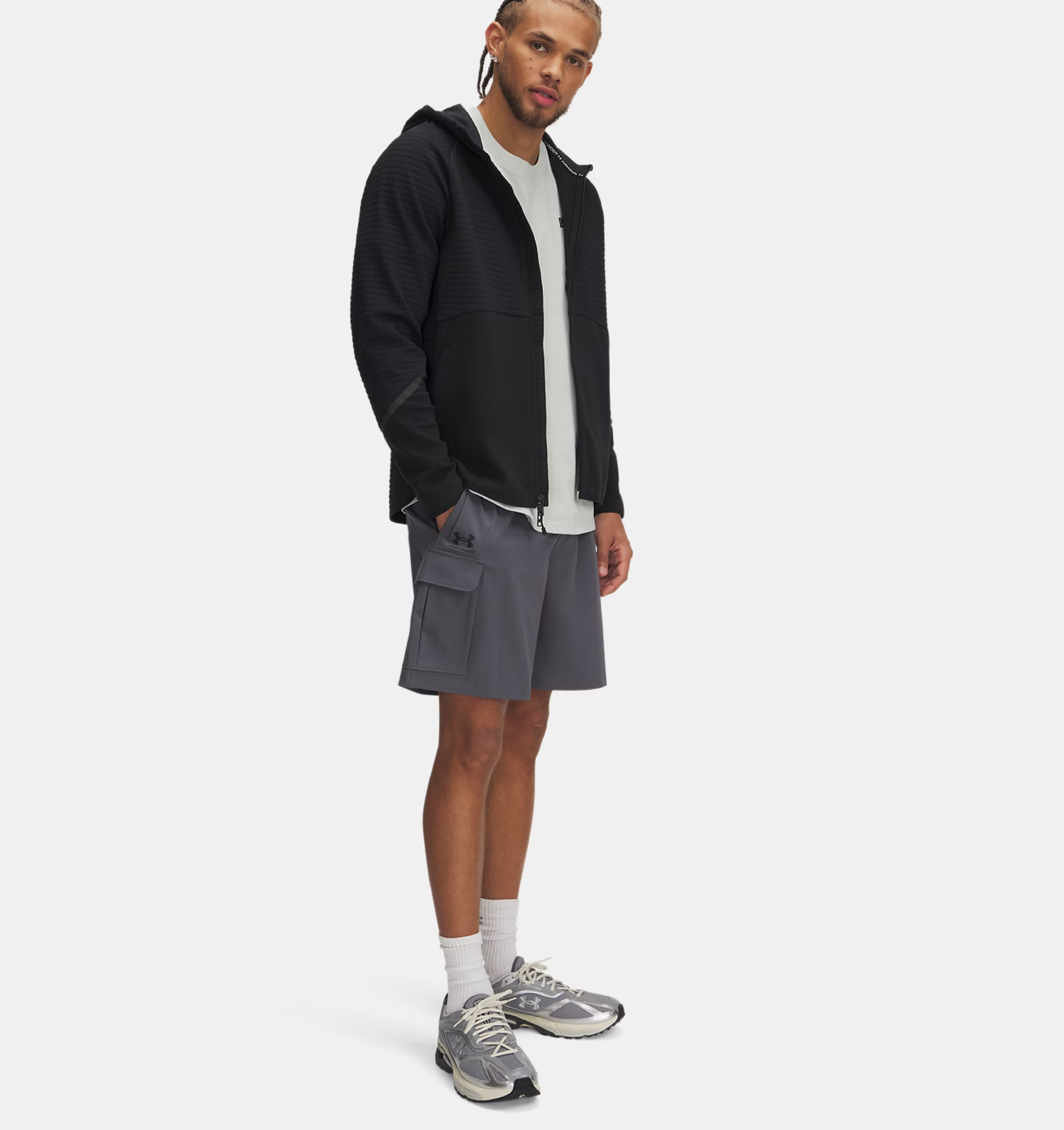 Шорты мужские Under Armour Vibe Woven Cargo Short 1386560-025 XL Серые фото 