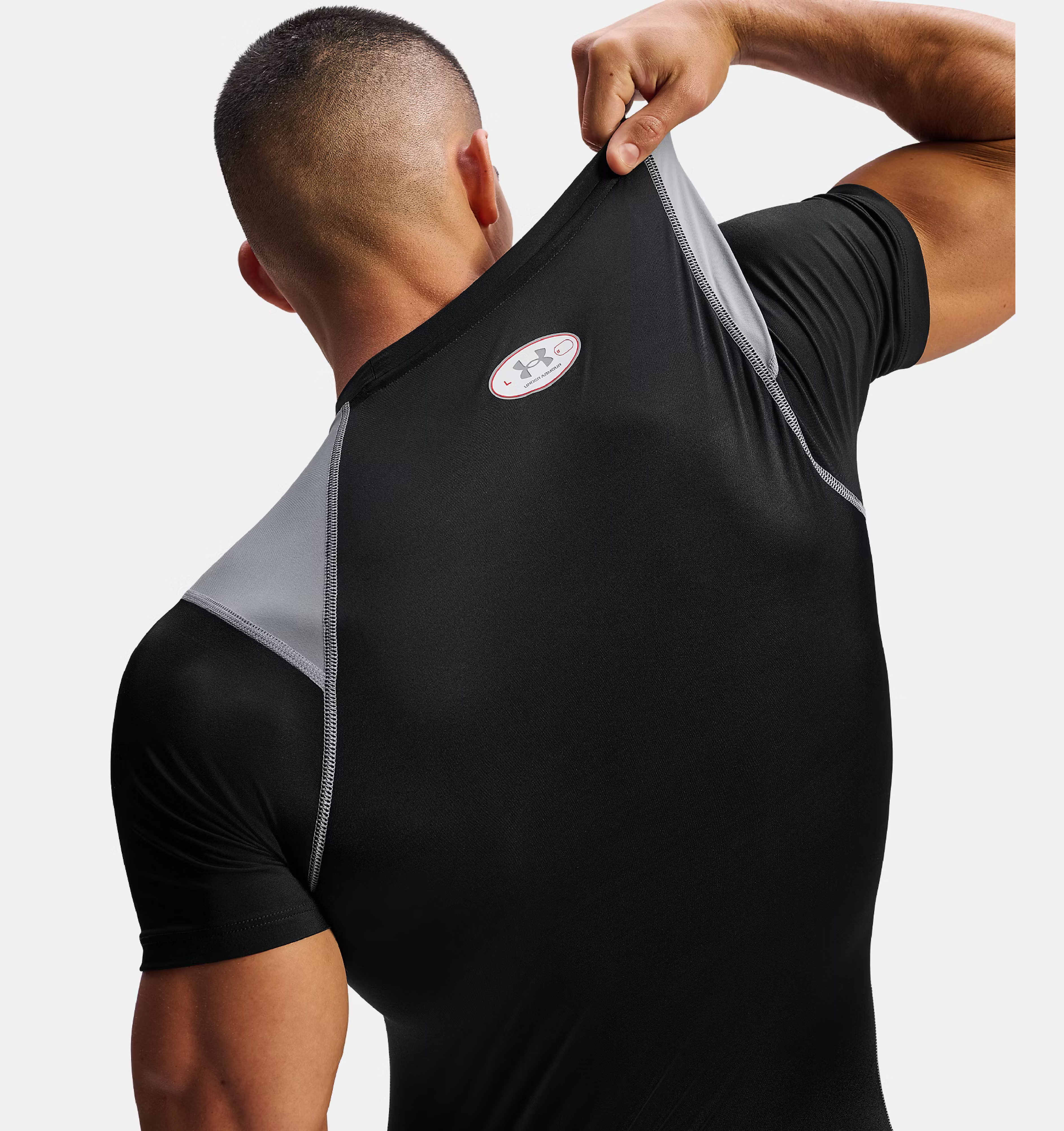 Футболка чоловіча Under Armour HG Elite Fitted SS 6015379-008 XL Чорнафото