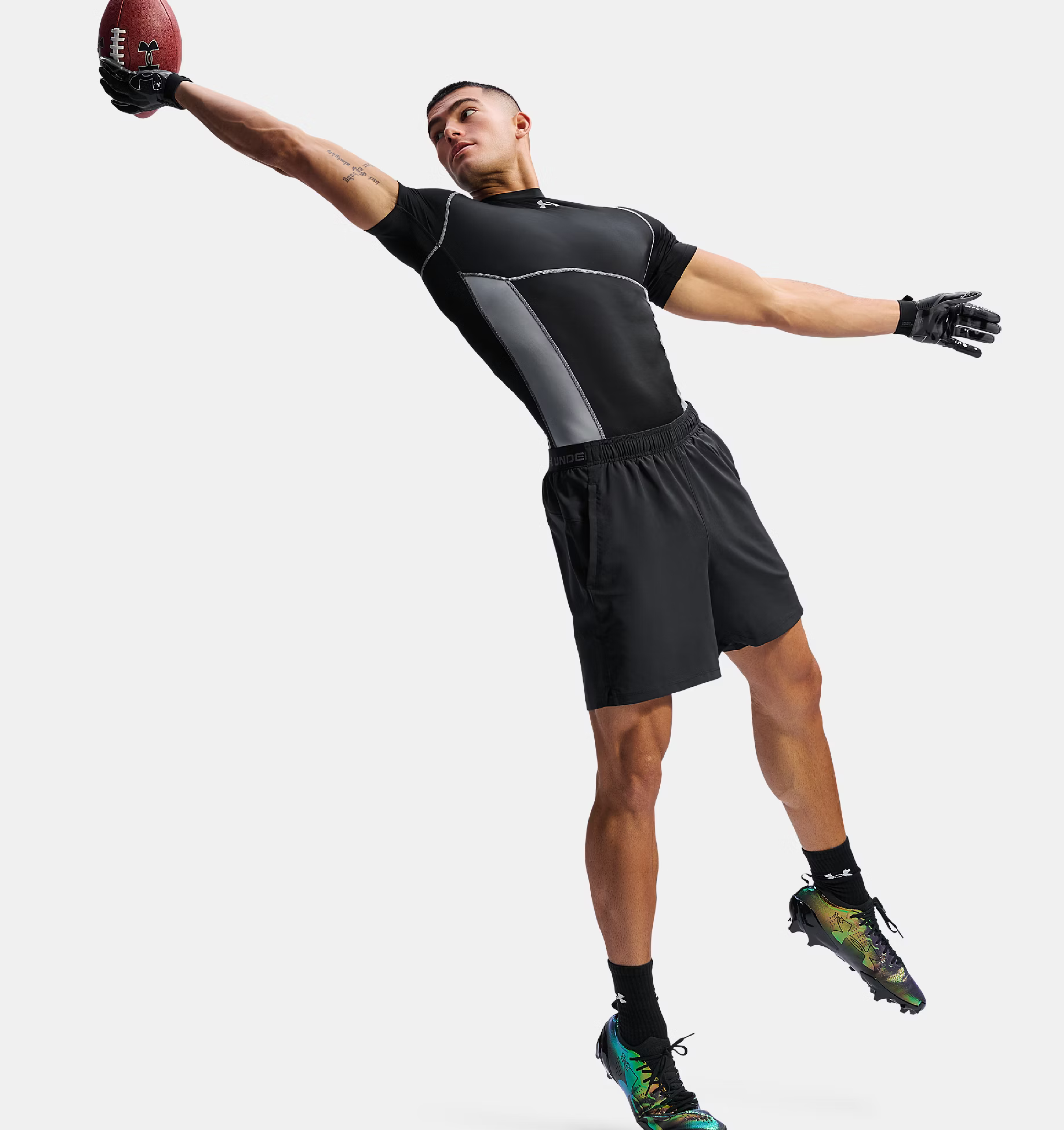 Футболка чоловіча Under Armour HG Elite Fitted SS 6015379-008 L Чорнафото