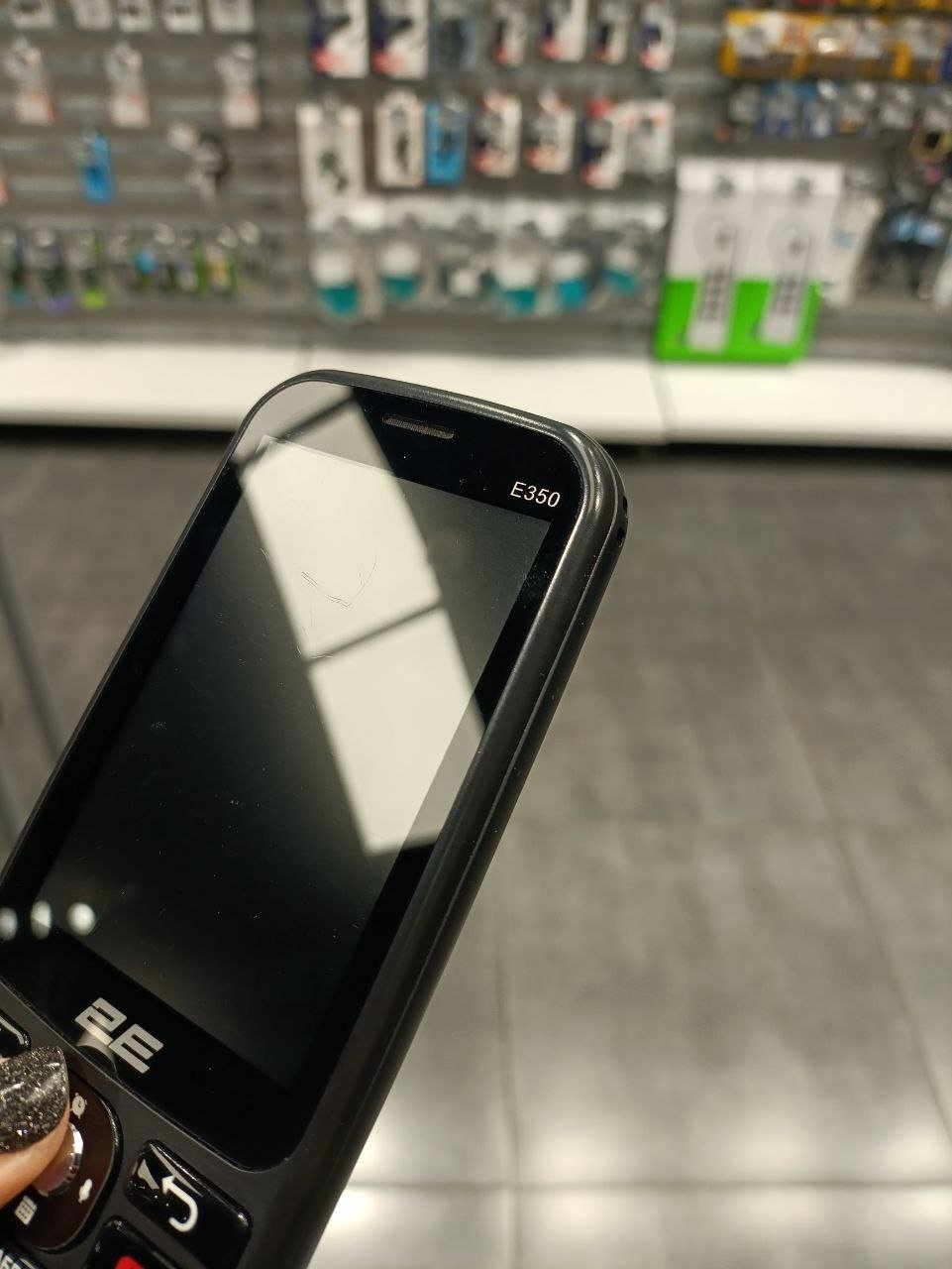 Мобильный телефон 2E E350 3.5" 2SIM Black (694743656879) фото 3