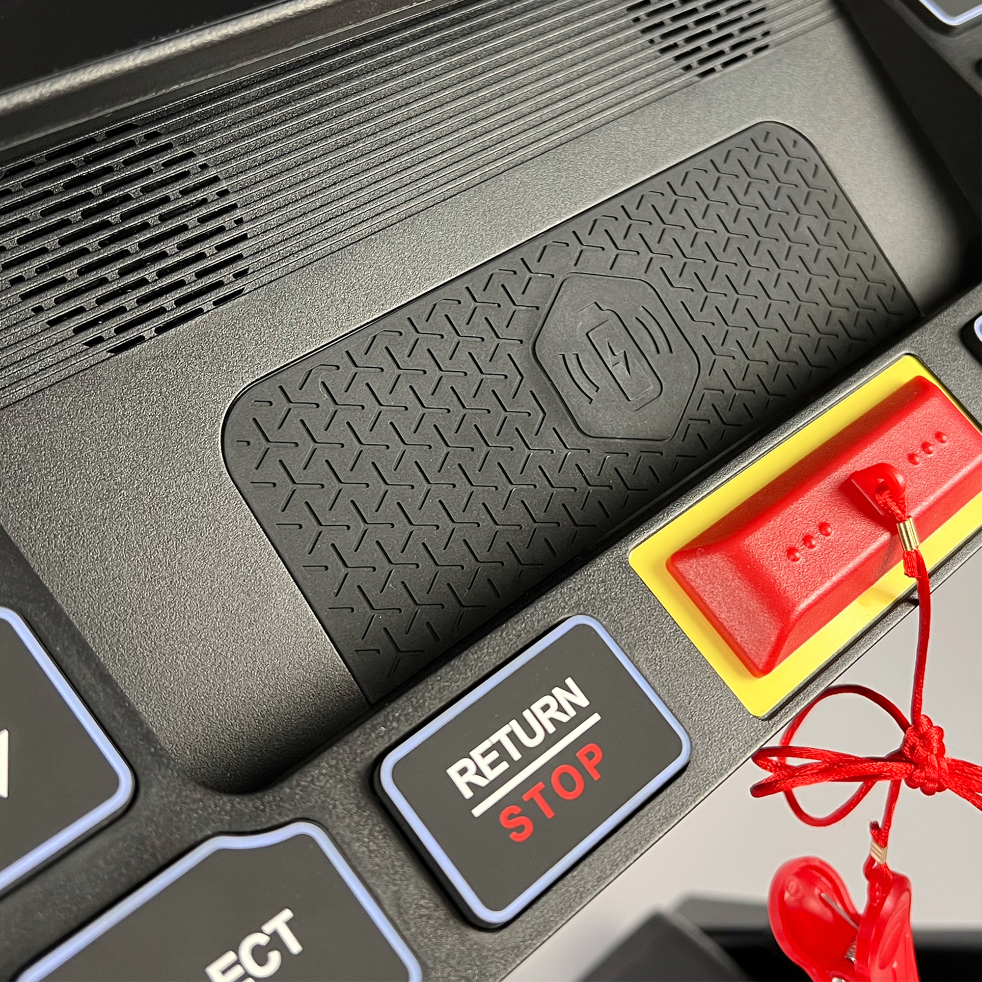 Беговая дорожка FitLogic T581A фото5