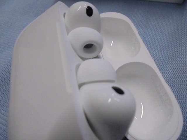 Наушники Apple AirPods Pro 3 (MFHP4ZE/A) фото2